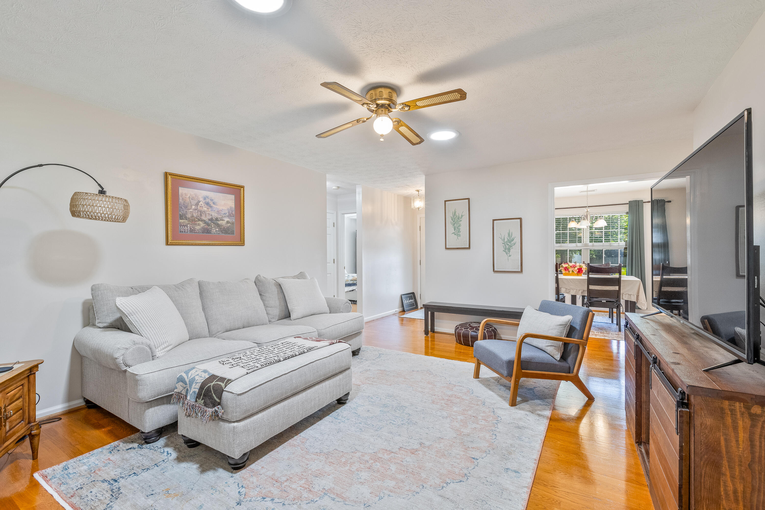 1229 Melody Lane Property Photo 7