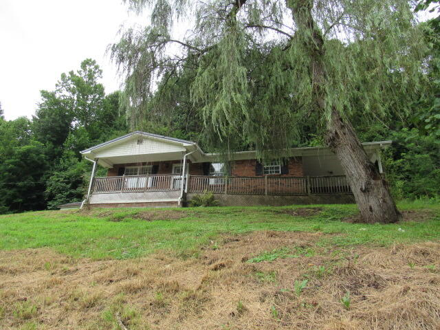 2704 Ky 2004 Property Photo 1