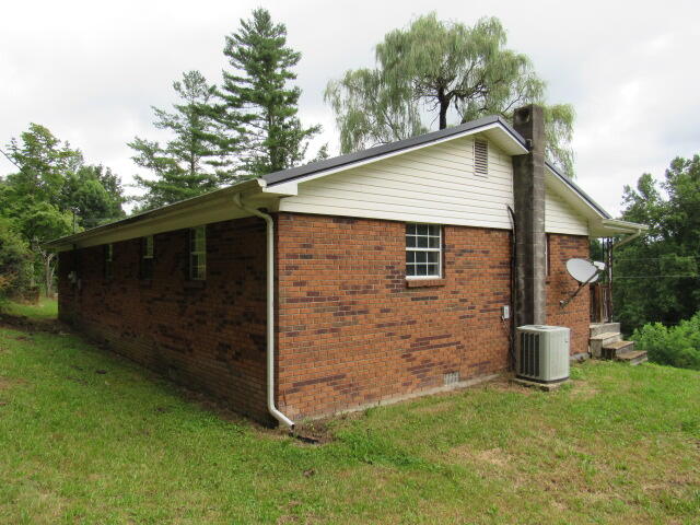 2704 Ky 2004 Property Photo 10