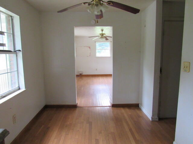 2704 Ky 2004 Property Photo 17