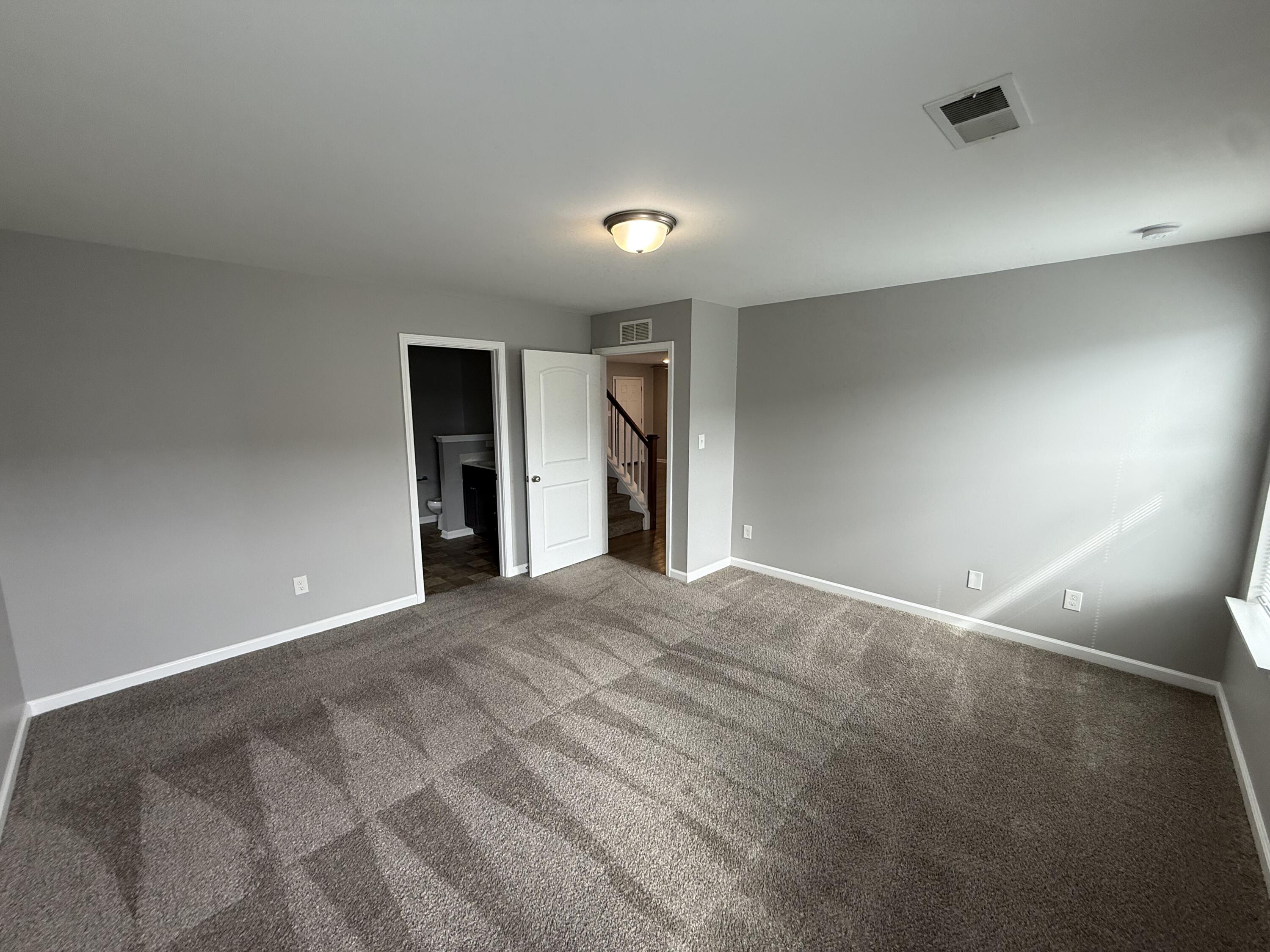 2384 Huntly Place Property Photo 9