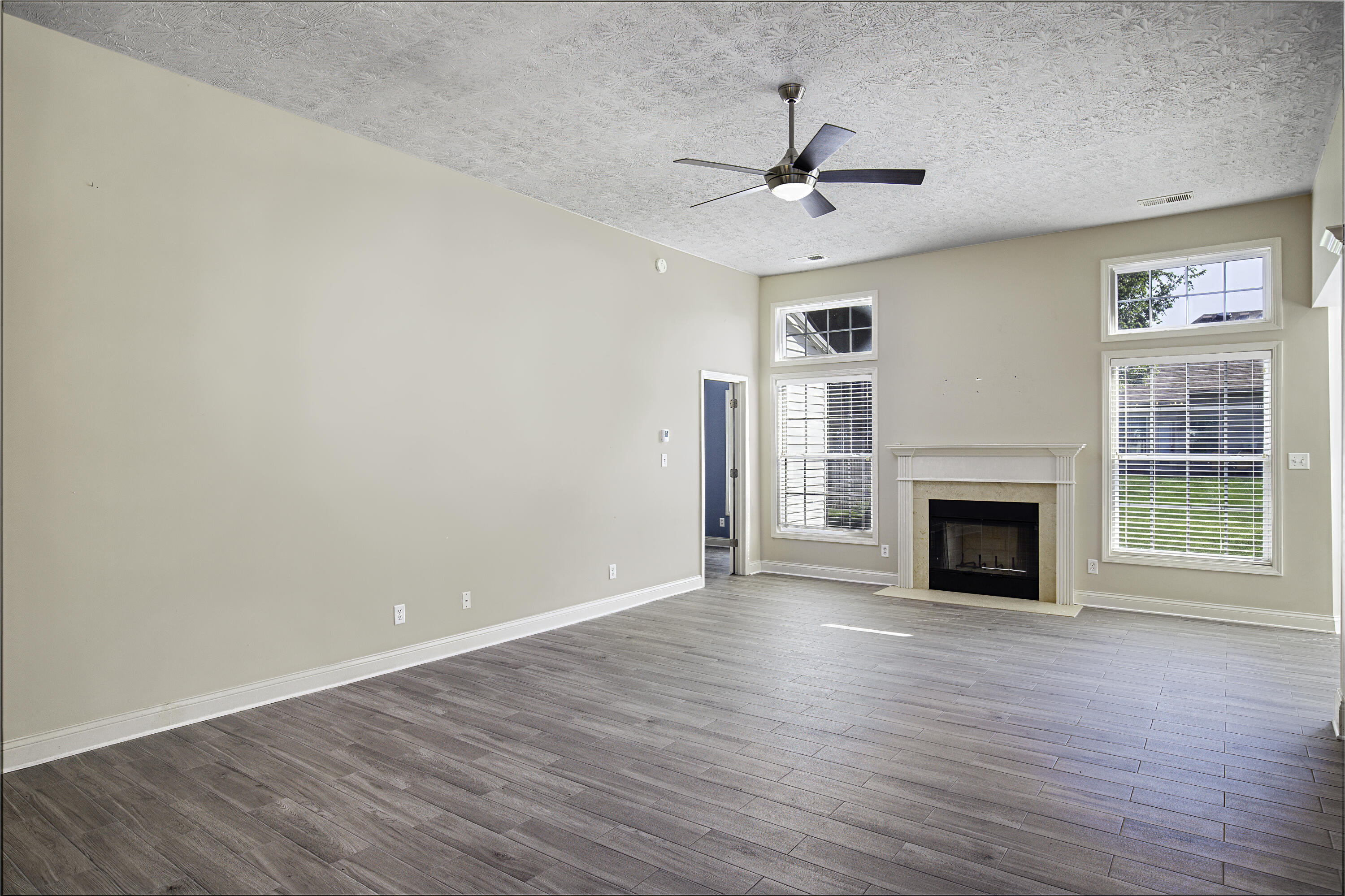 180 Paddock Drive Property Photo 4