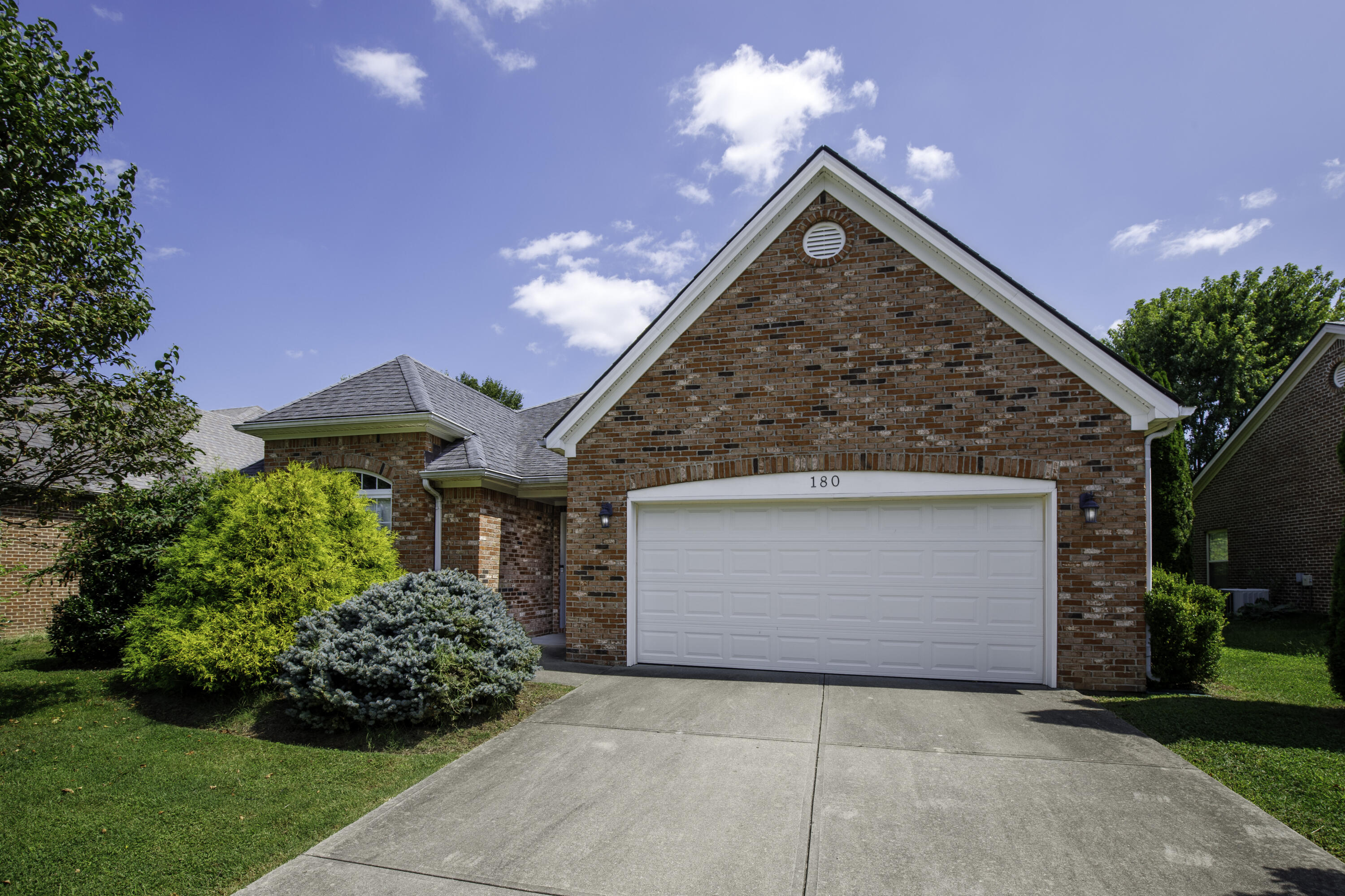 180 Paddock Drive Property Photo 22