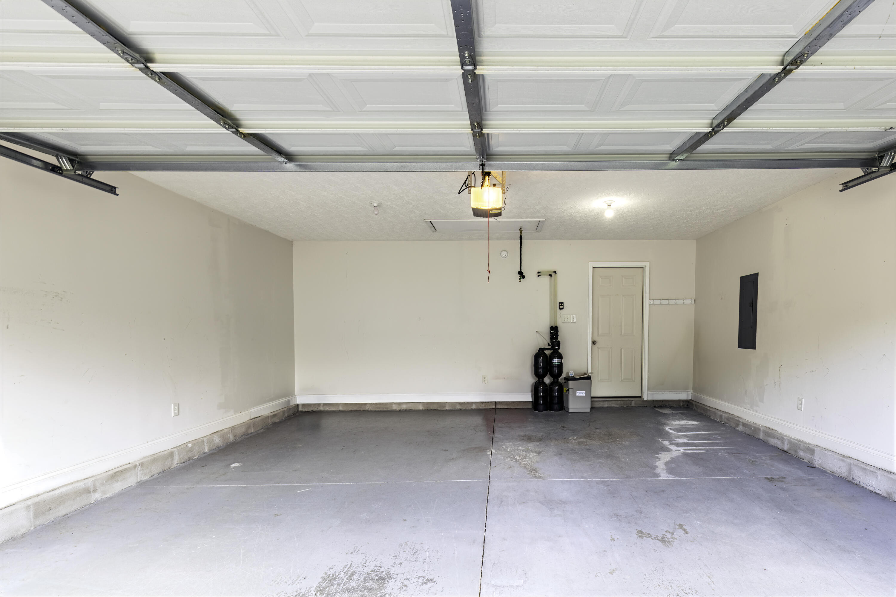 180 Paddock Drive Property Photo 26