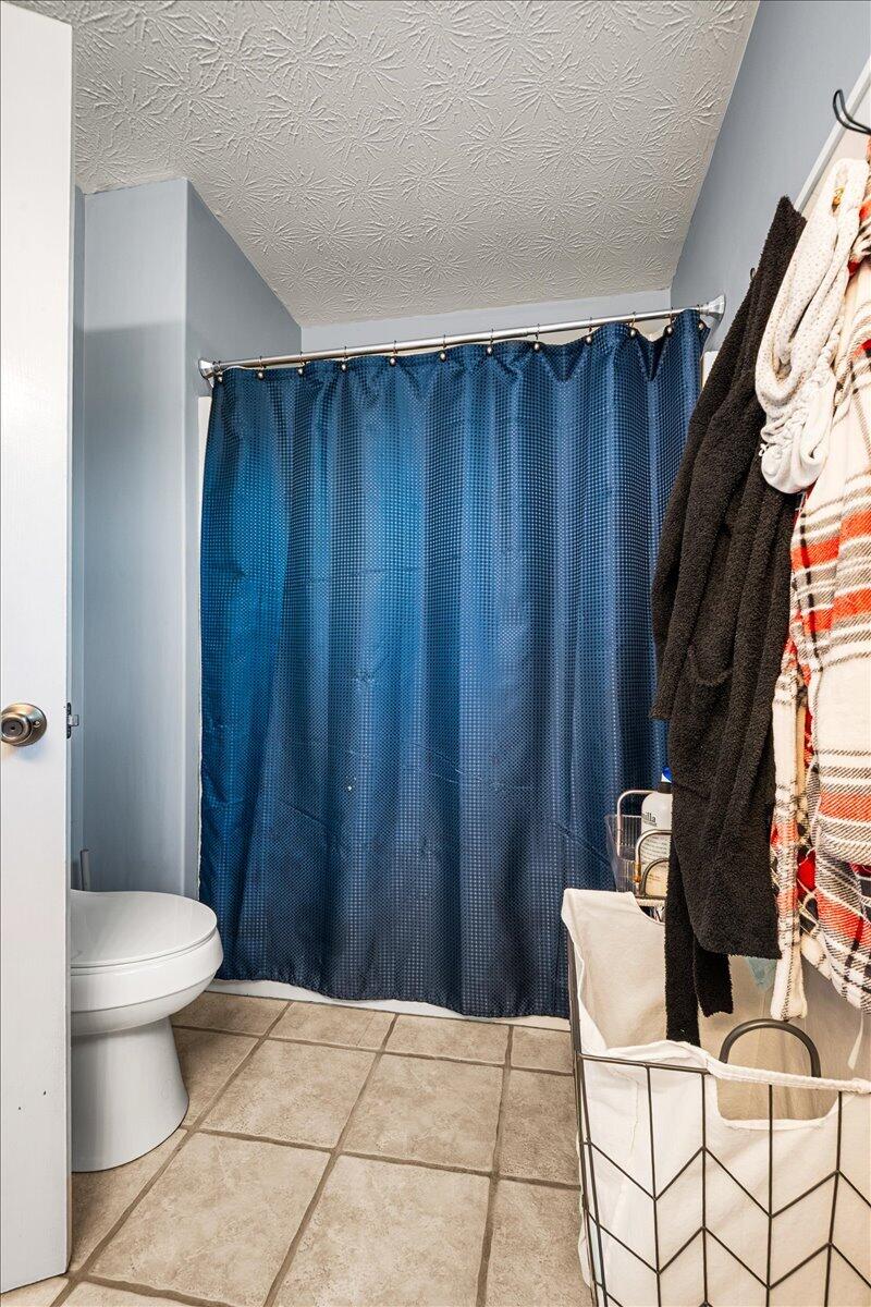 1580 Engle Ridge Road Property Photo 18