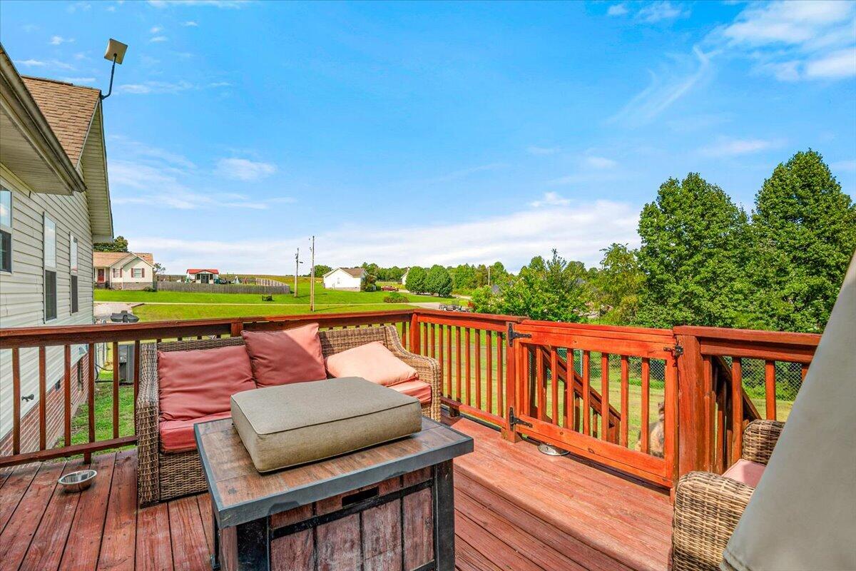 1580 Engle Ridge Road Property Photo 27