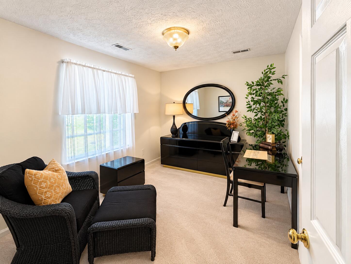 829 Statesman Way Property Photo 4