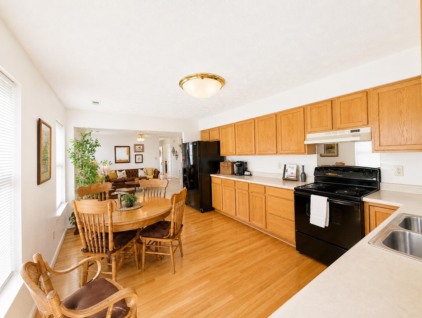 829 Statesman Way Property Photo 9
