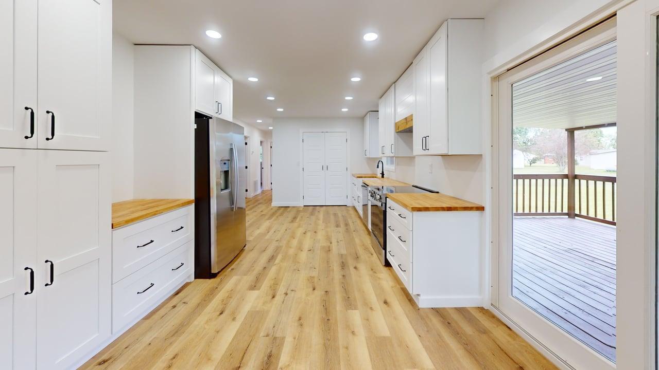 529 Sharon Drive Property Photo 2