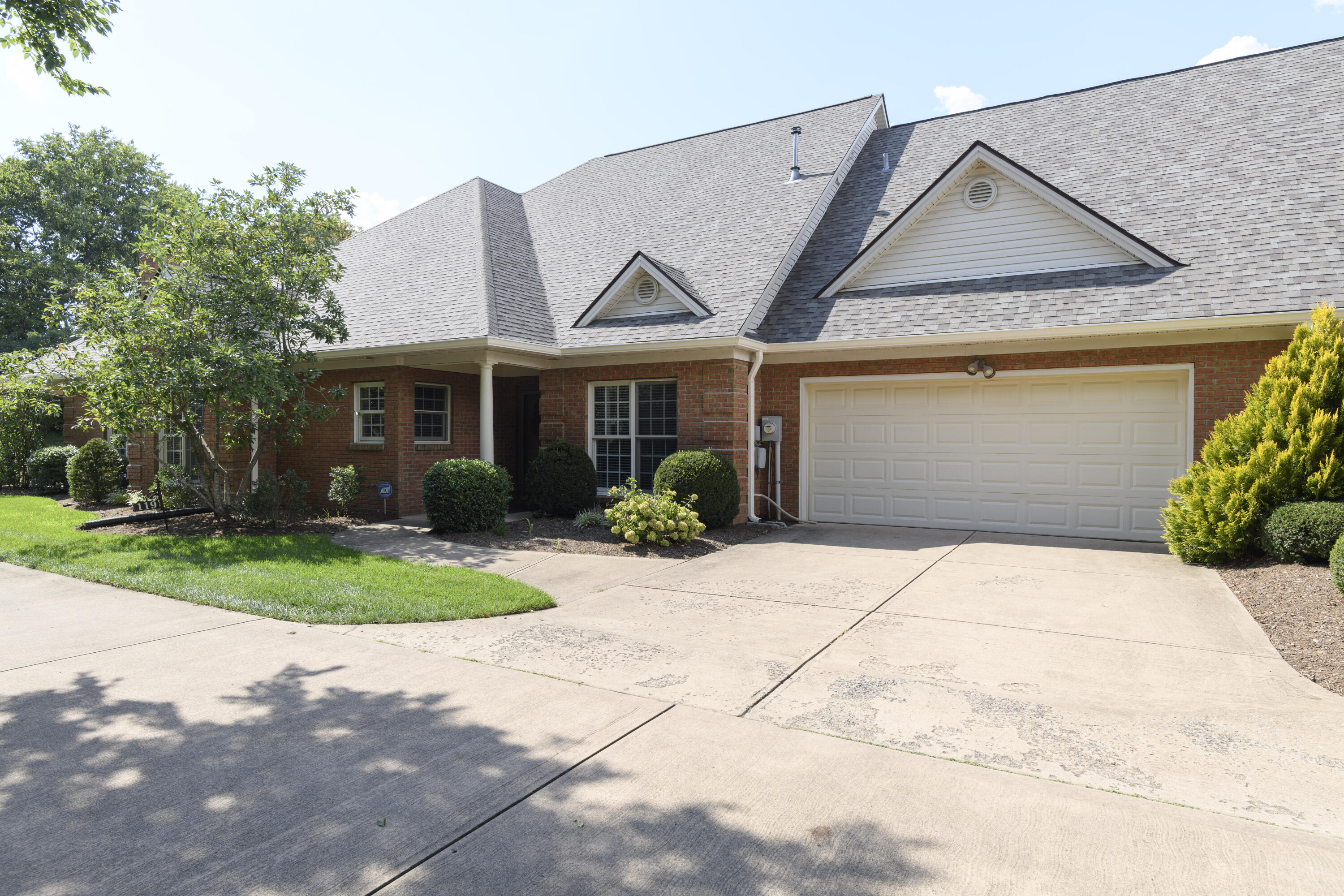 119 Sugartree Lane Property Photo 2