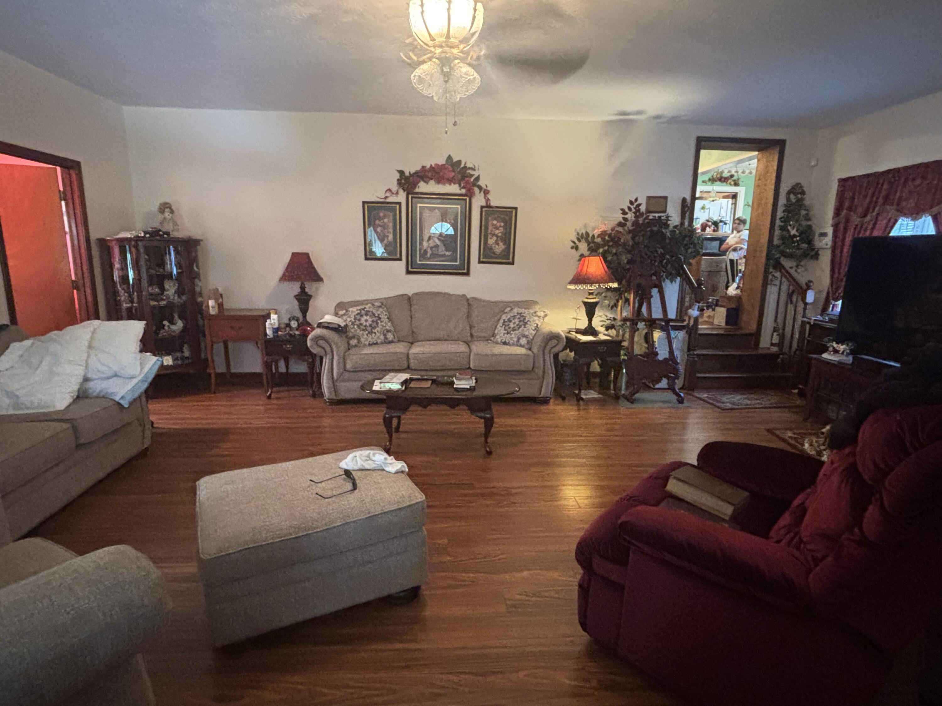 507 Freeman Drive Property Photo 3