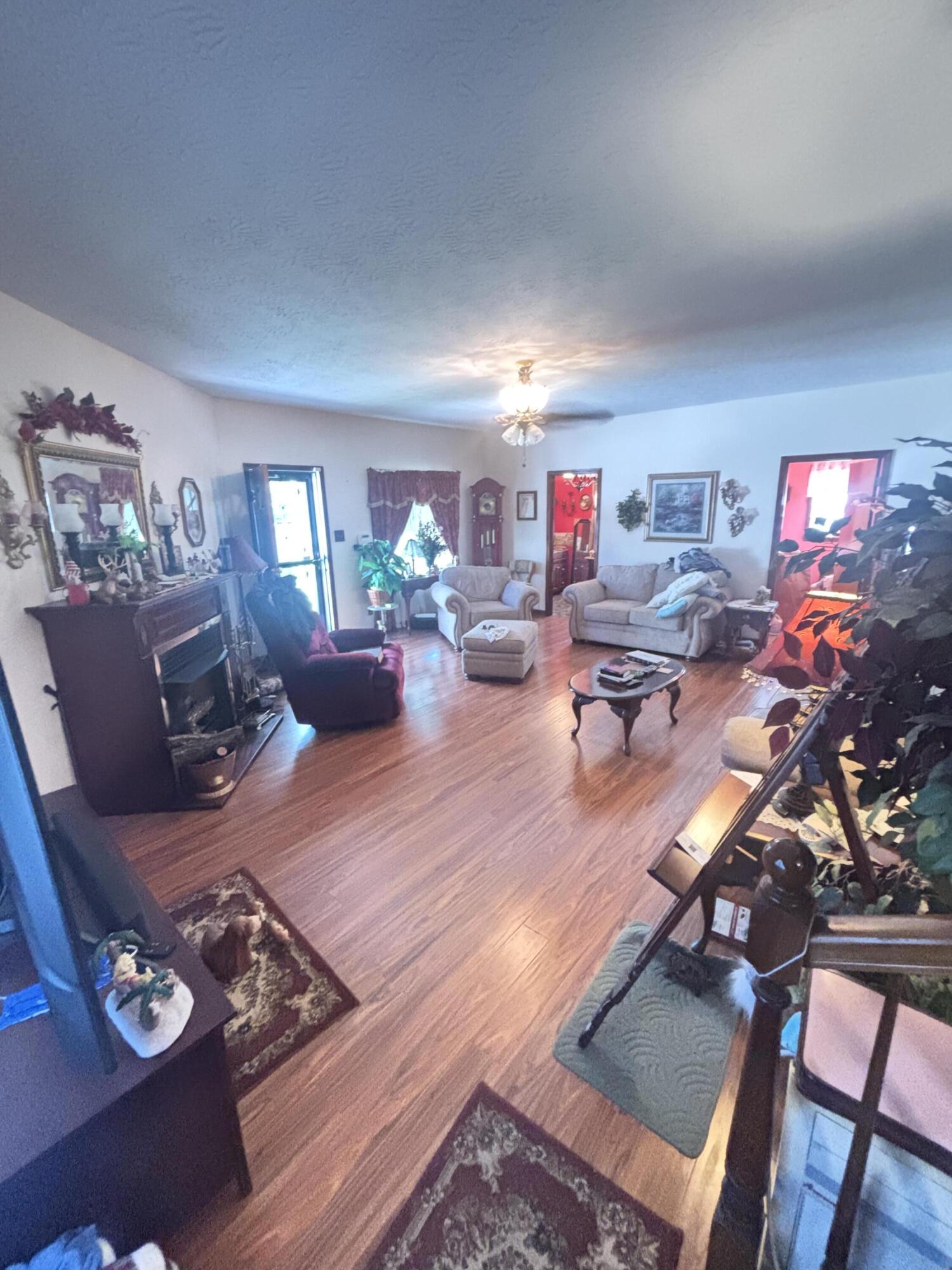 507 Freeman Drive Property Photo 4