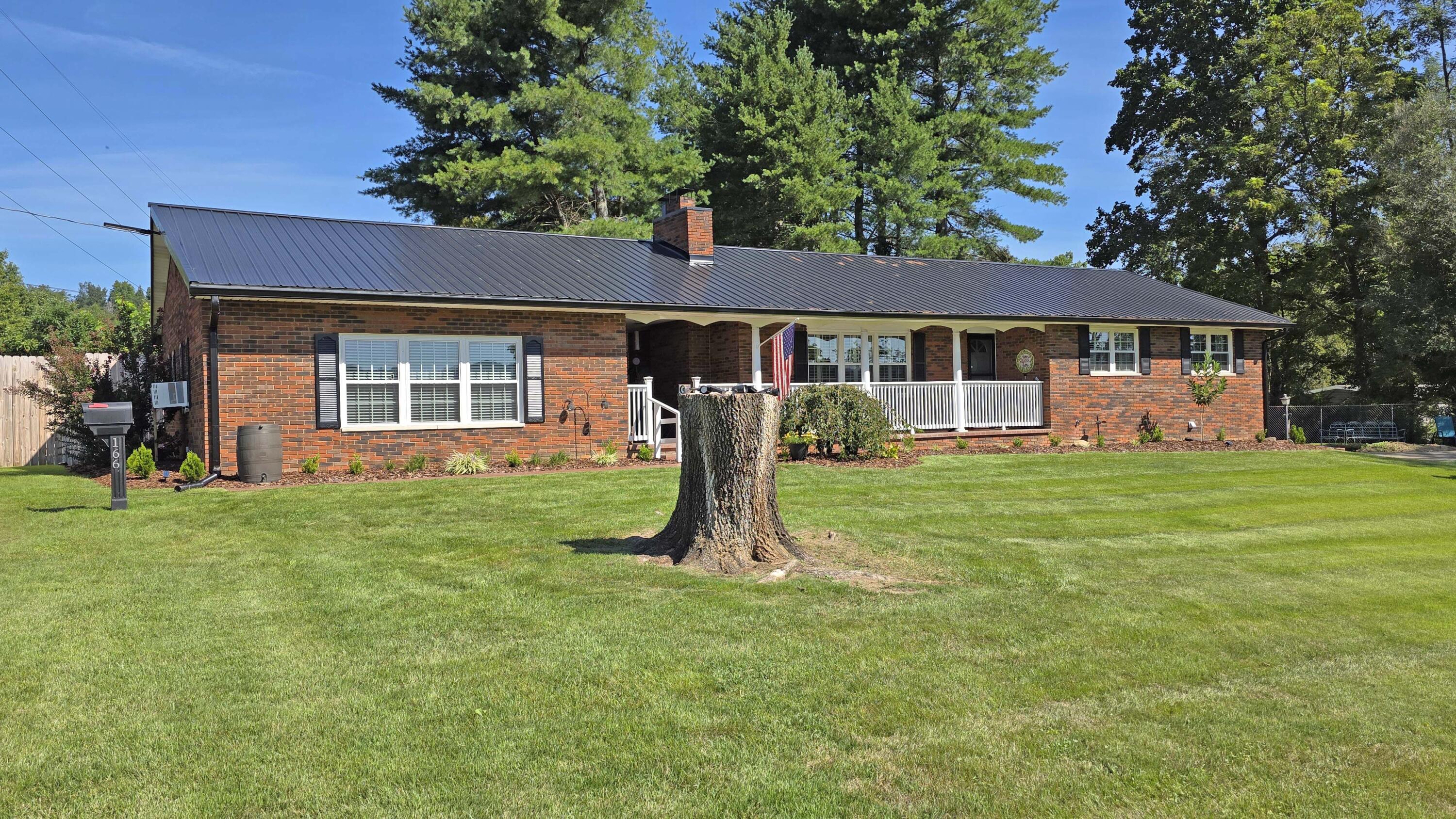 166 Brookview Drive Property Photo 2