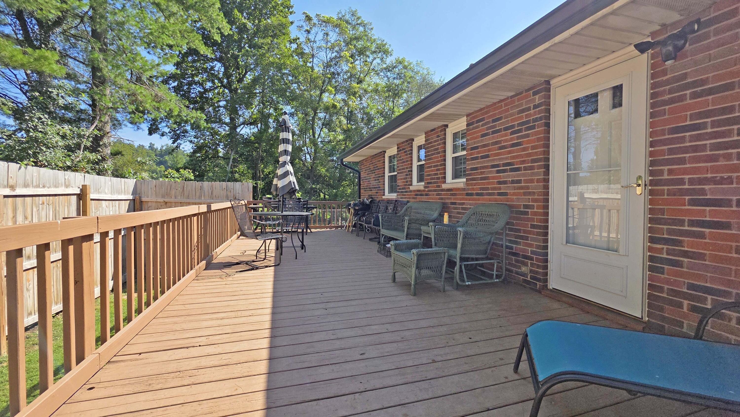 166 Brookview Drive Property Photo 26