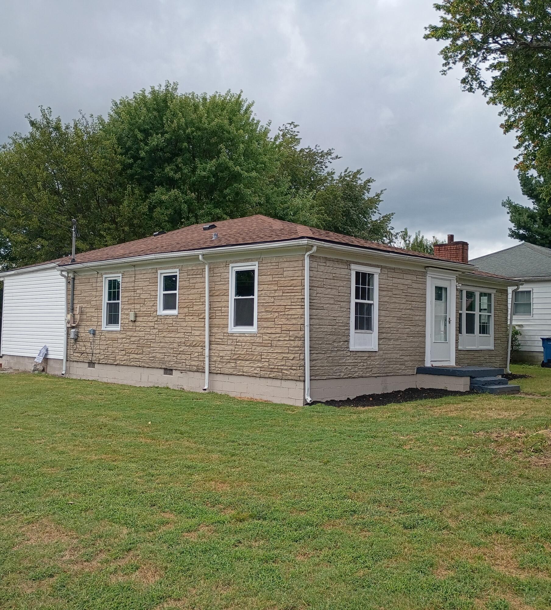 1213 Silliman Avenue Property Photo 1