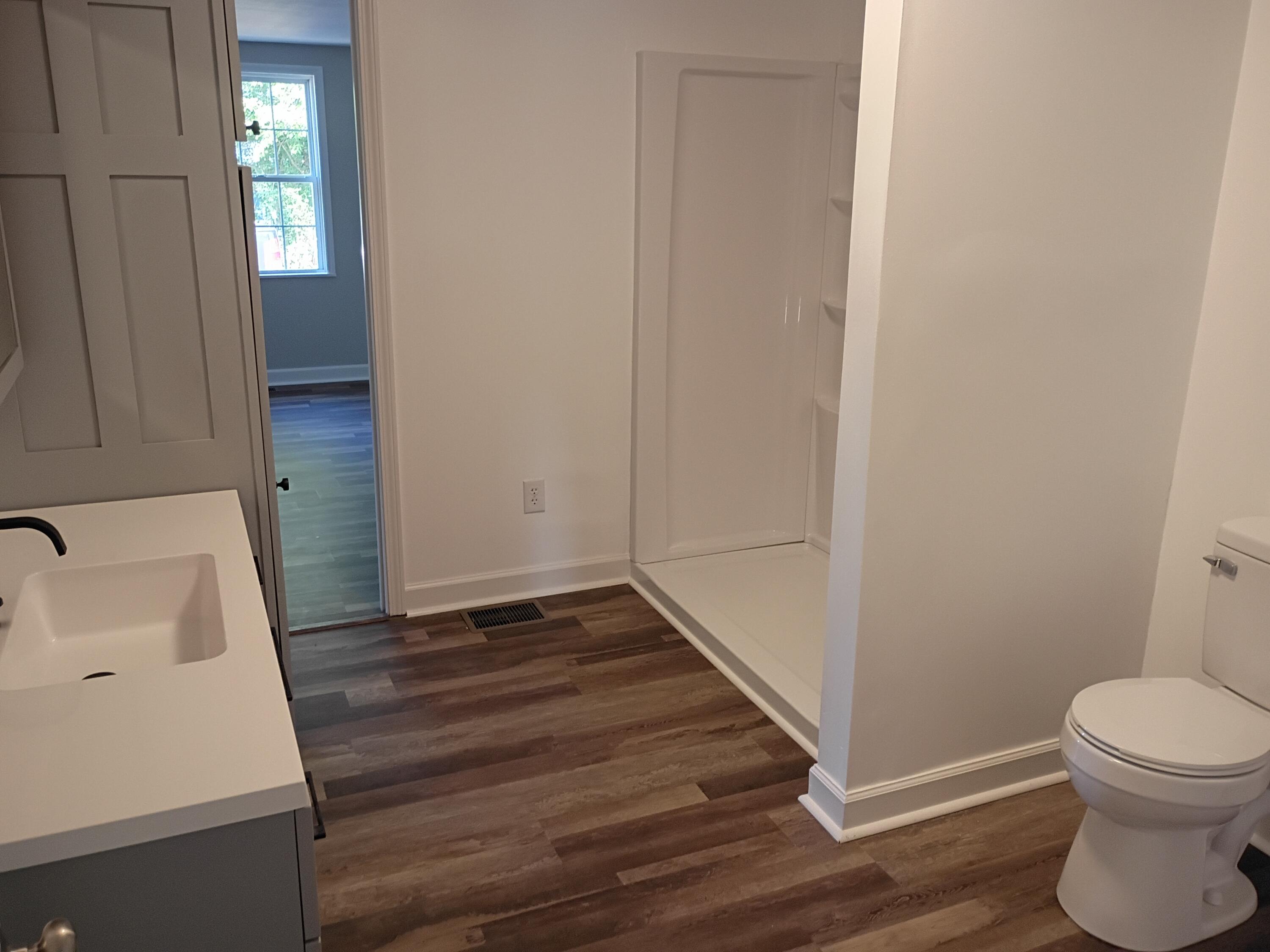 1213 Silliman Avenue Property Photo 13