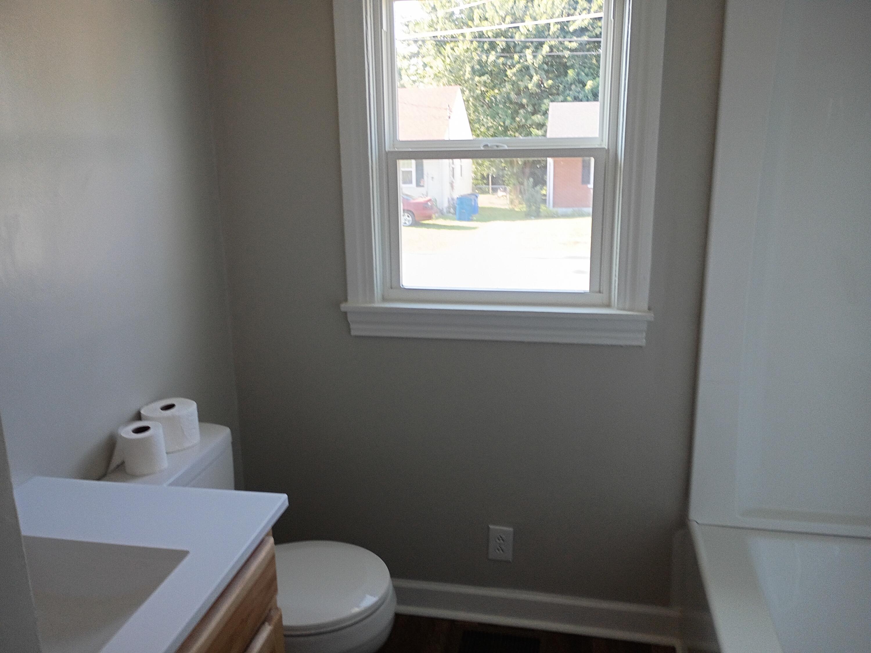 1213 Silliman Avenue Property Photo 19
