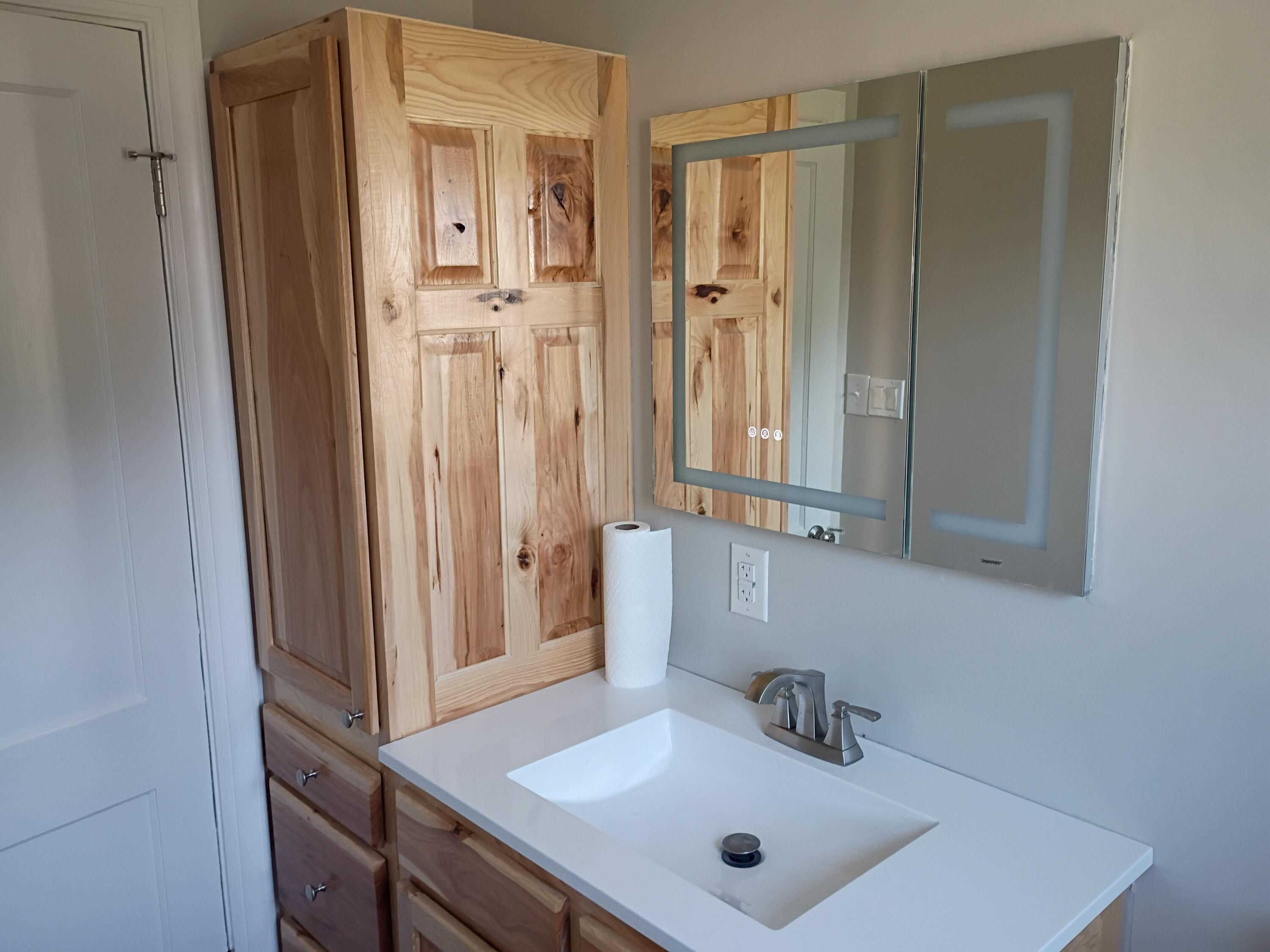 1213 Silliman Avenue Property Photo 20