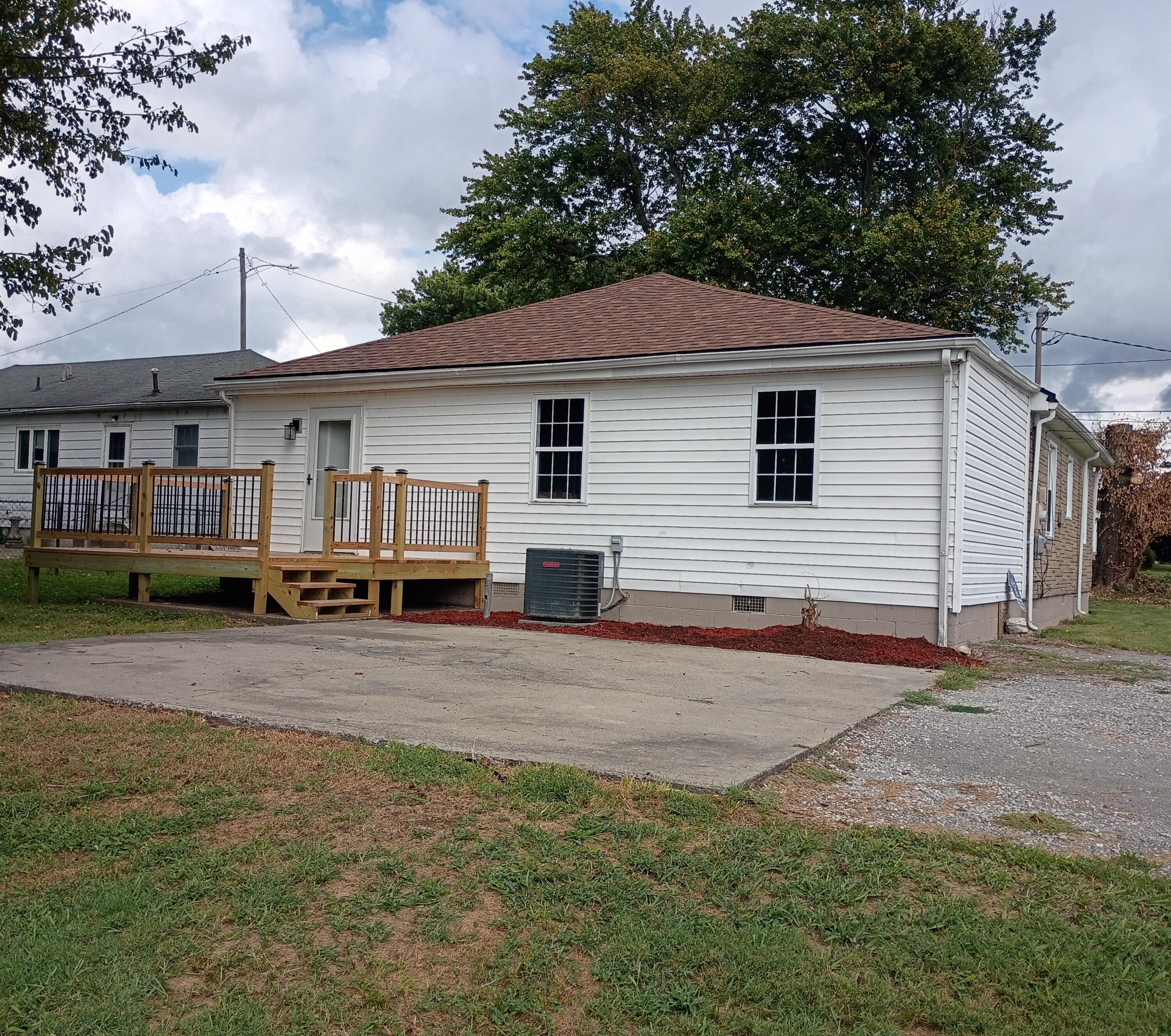1213 Silliman Avenue Property Photo 34