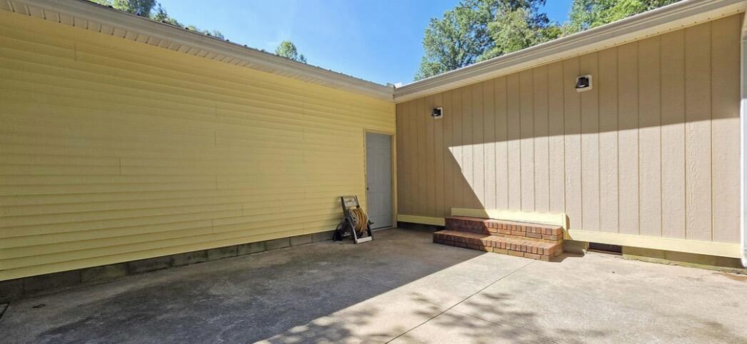 2701 Beech Creek Road Property Photo 6