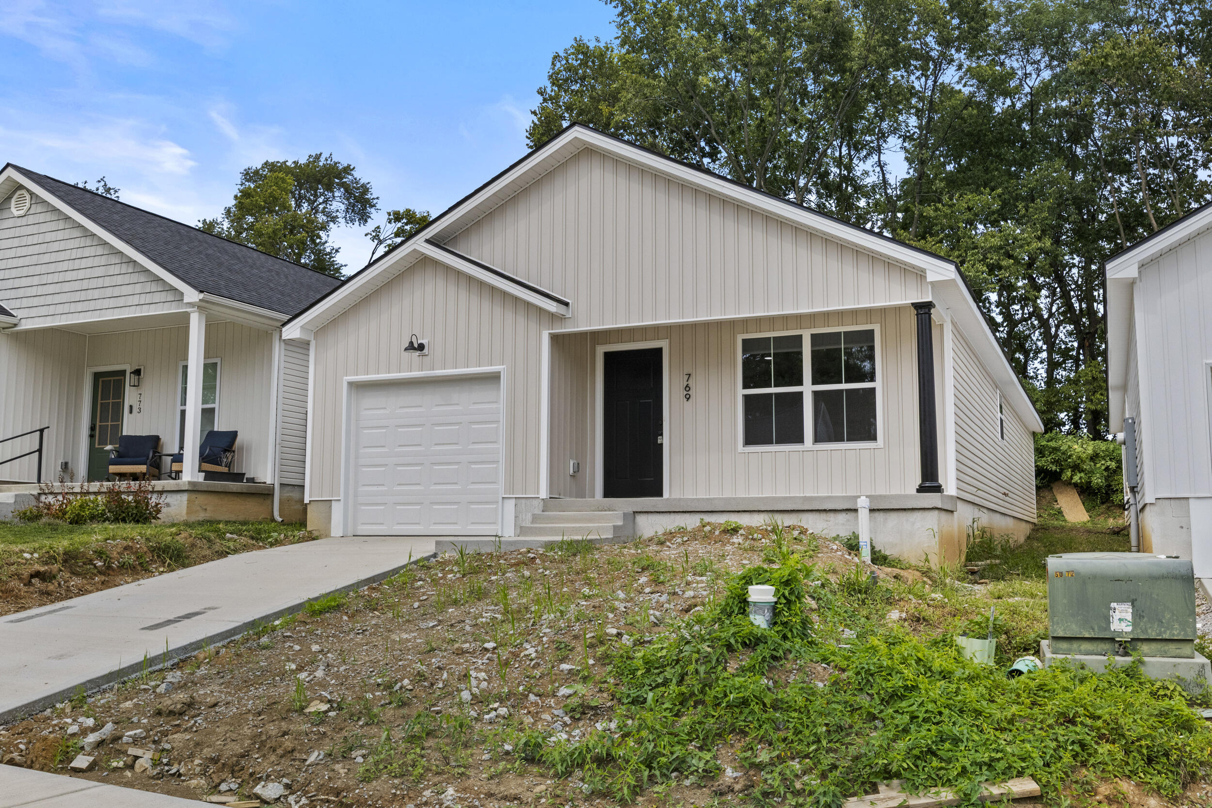 769 Harrison Trace Property Photo 2