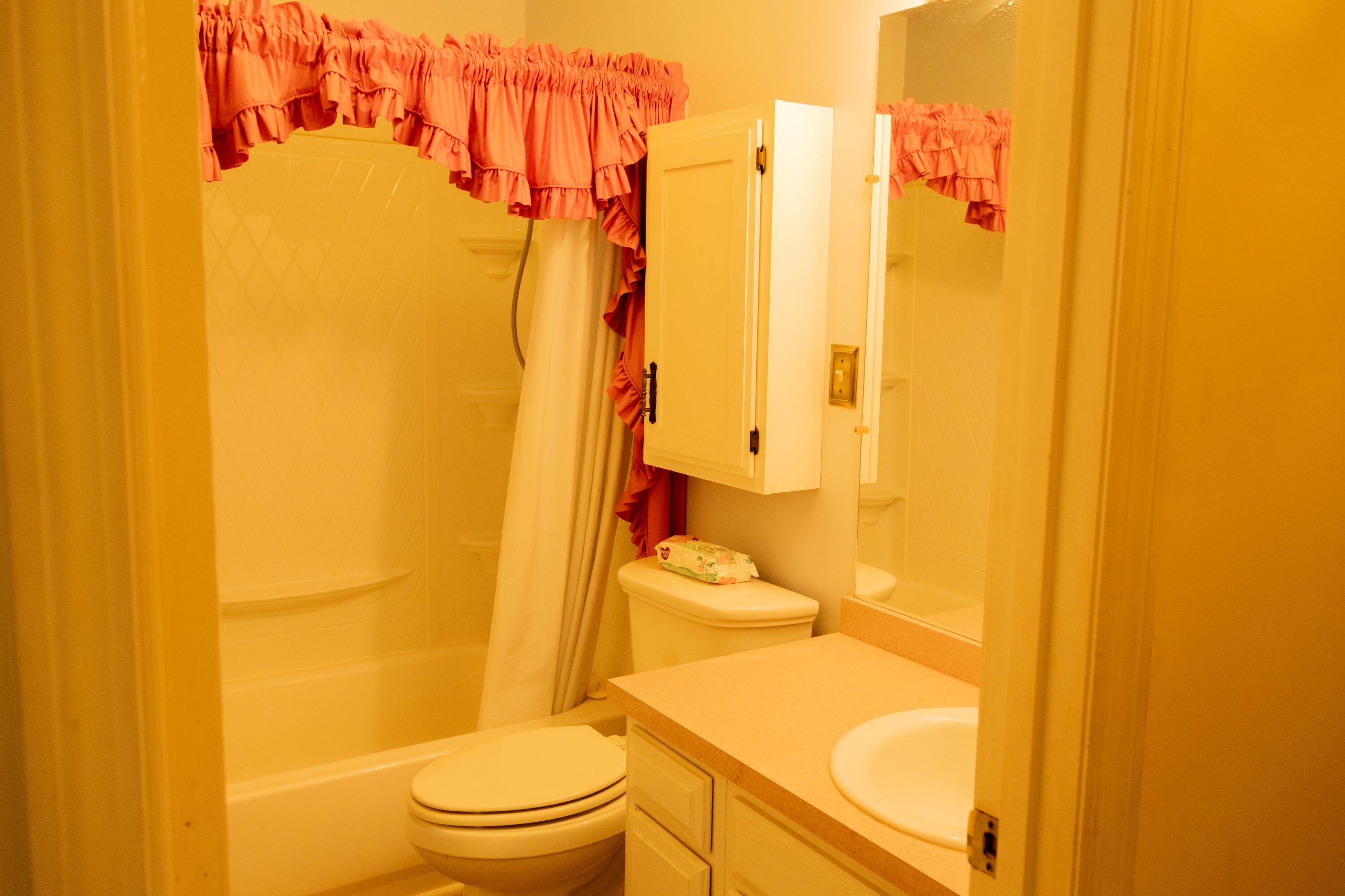 203 Hutchins Drive Property Photo 6
