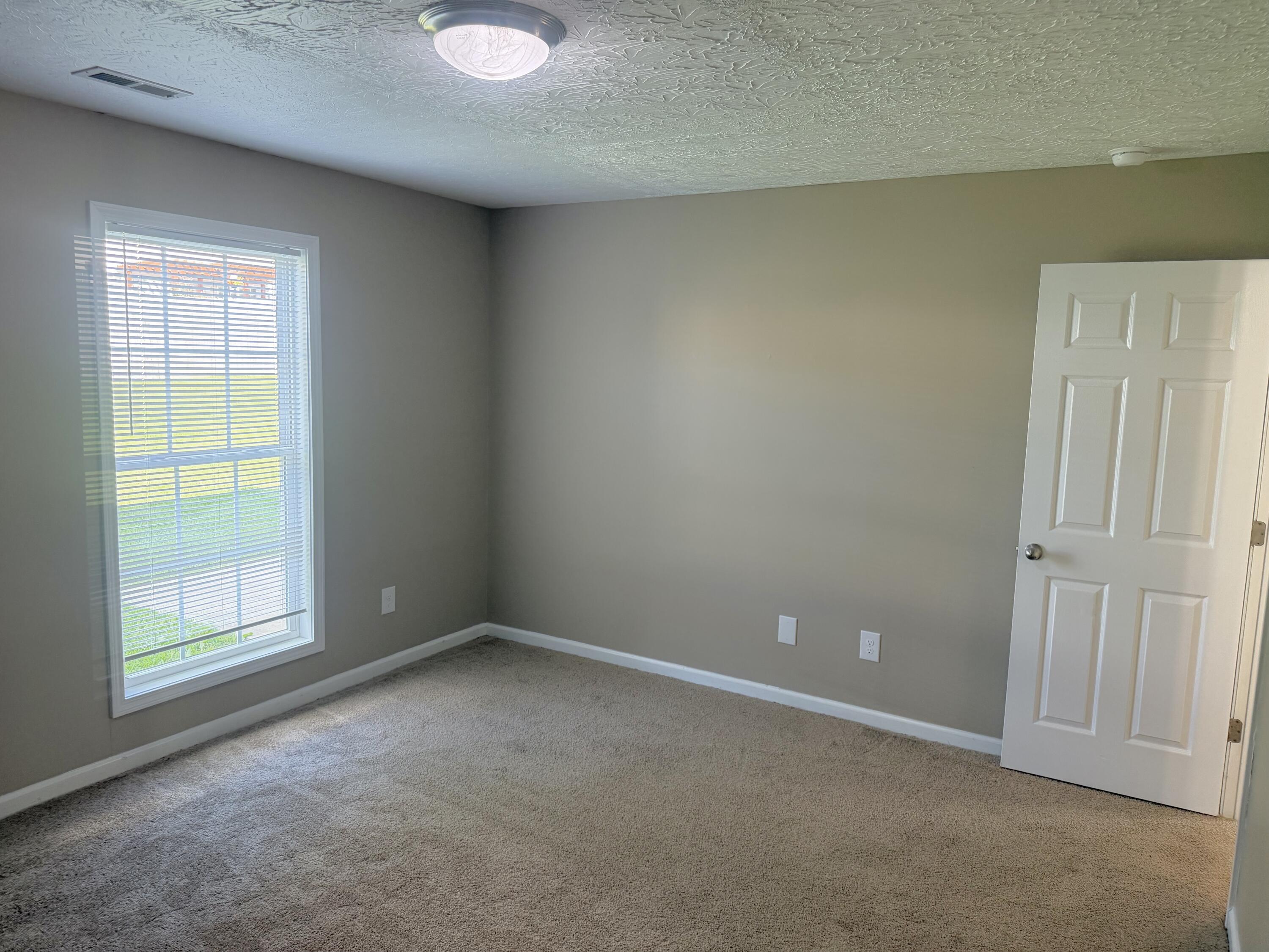 969 Sugarbush Trail Property Photo 6