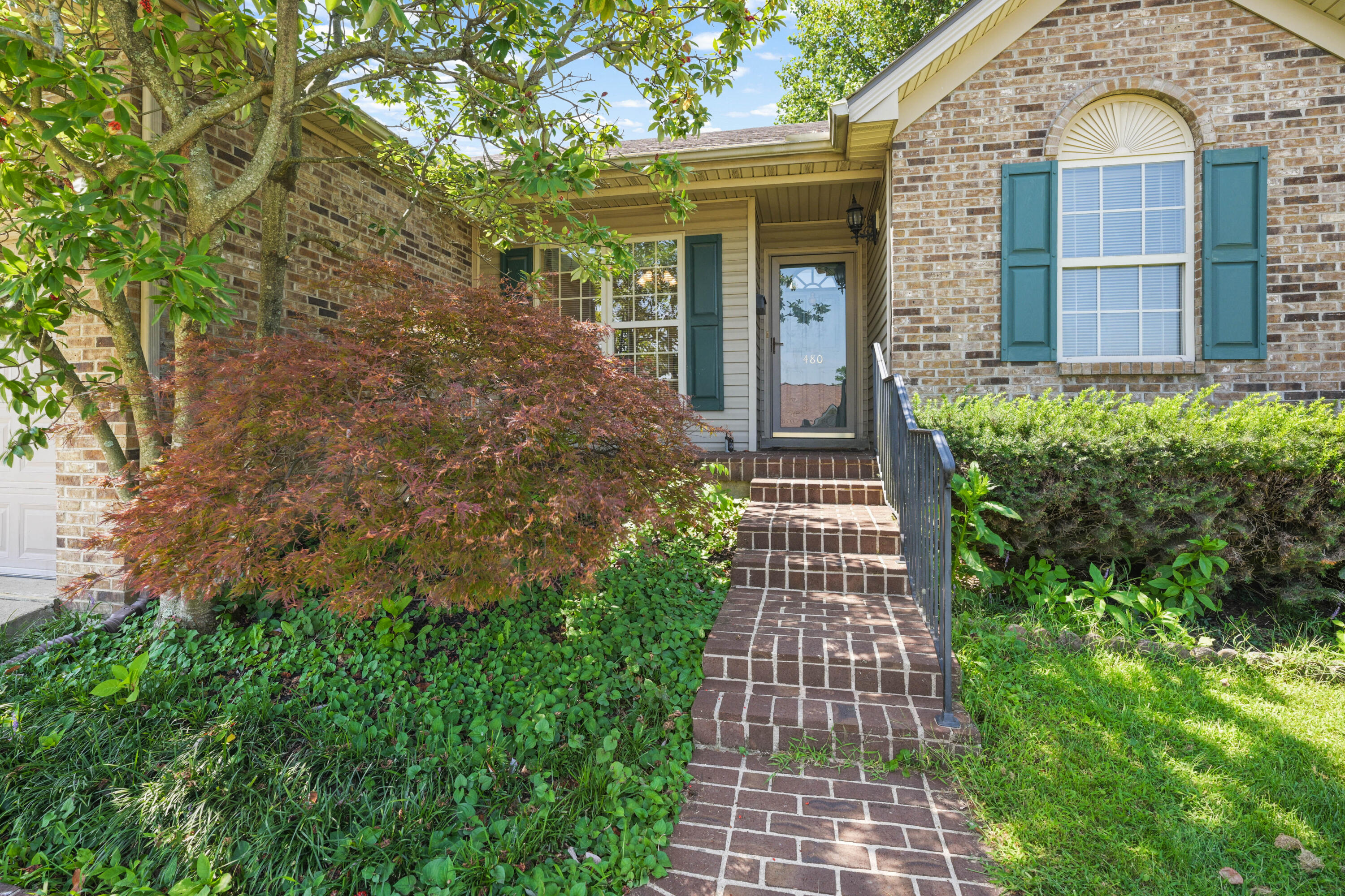 480 Glendora Drive Property Photo 4