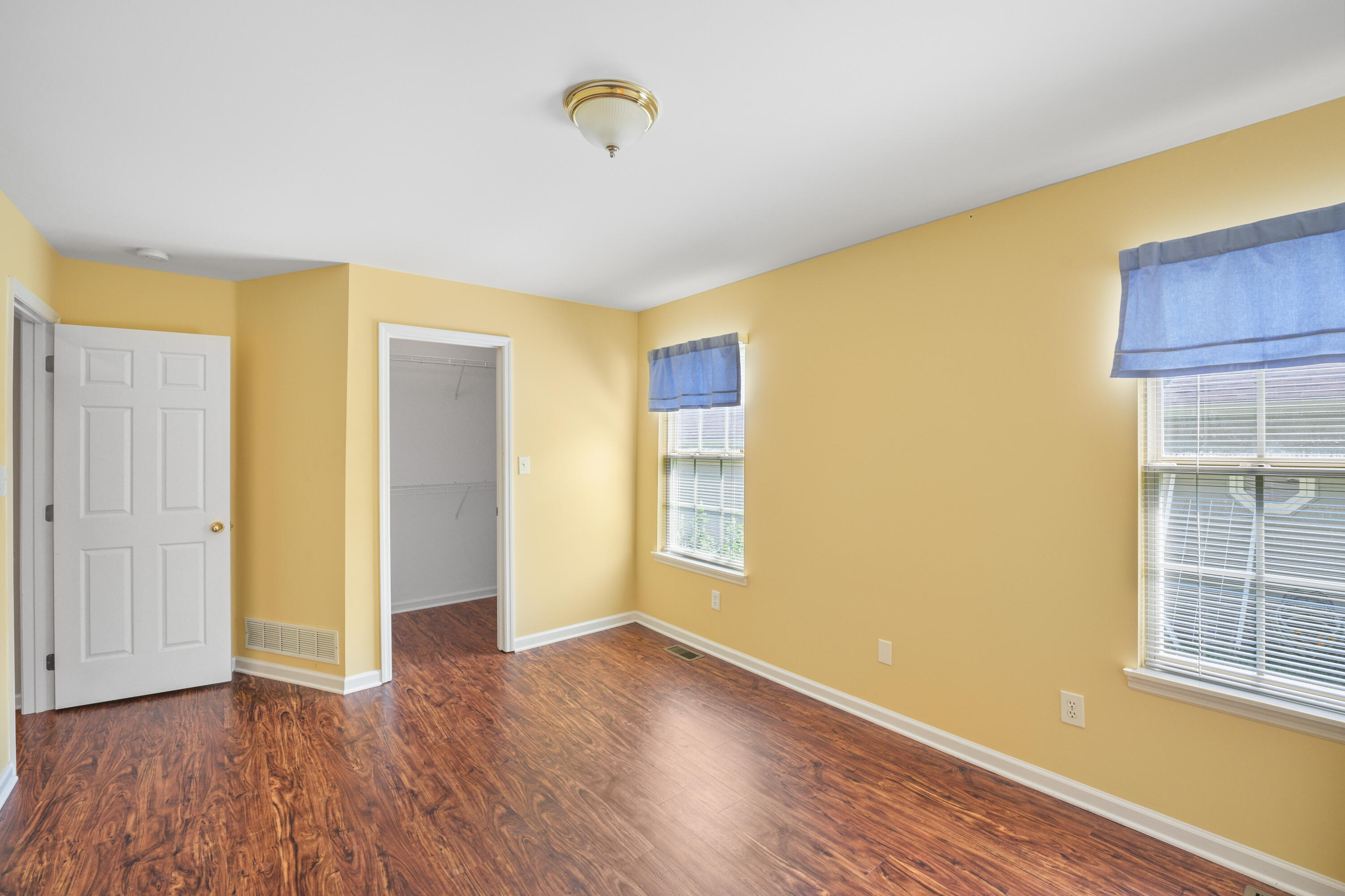 480 Glendora Drive Property Photo 14