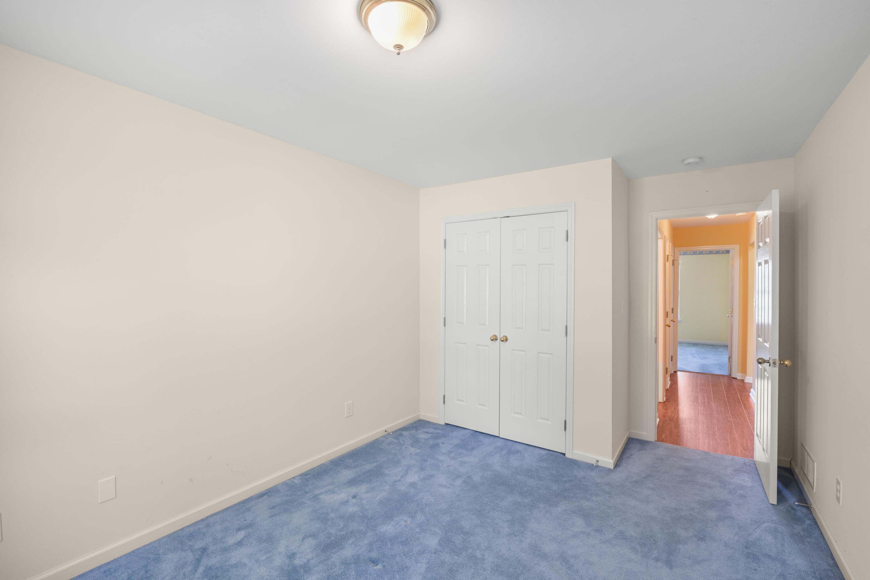 480 Glendora Drive Property Photo 16