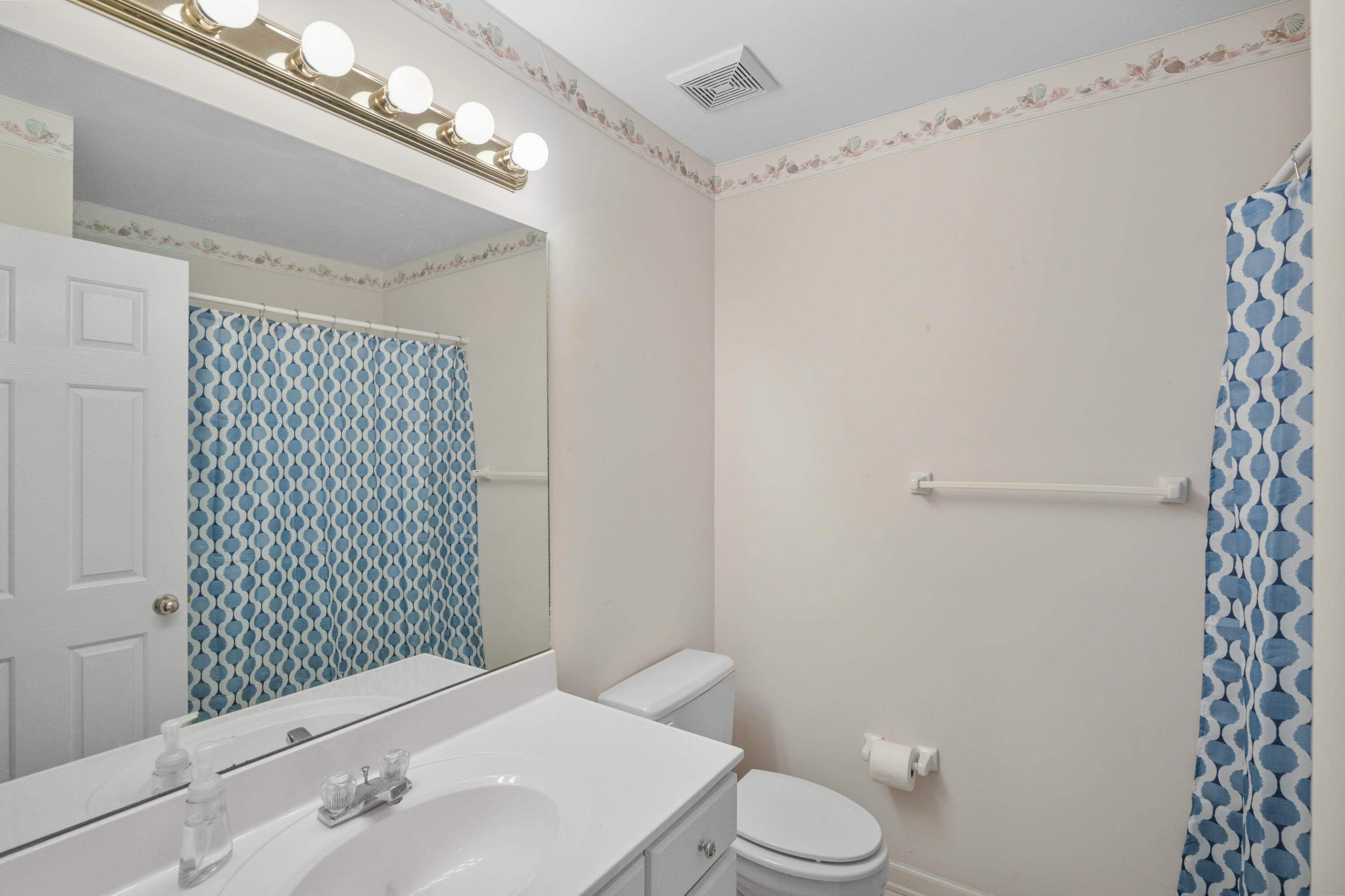 480 Glendora Drive Property Photo 19