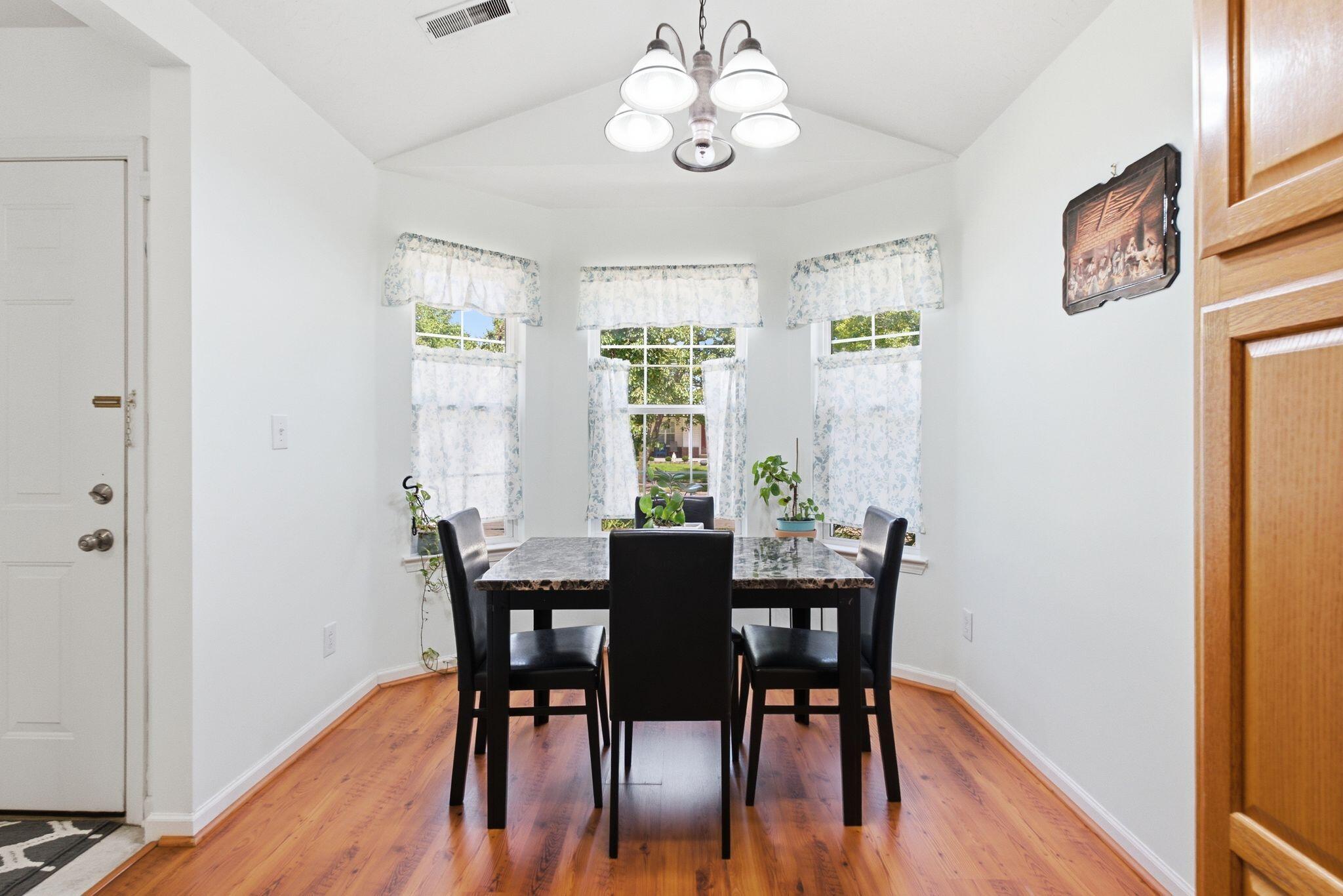 2780 Michelle Park Property Photo 10