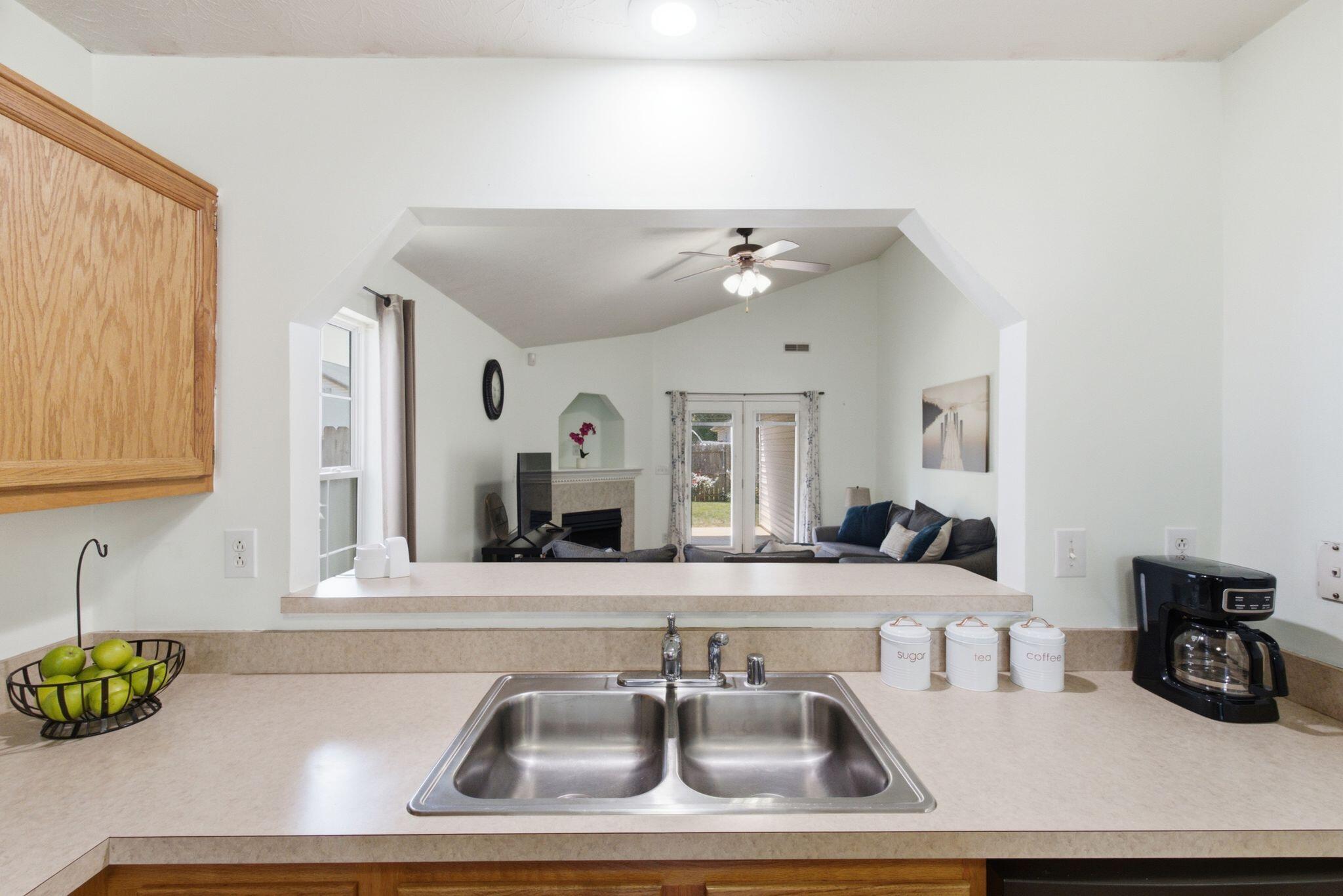 2780 Michelle Park Property Photo 15