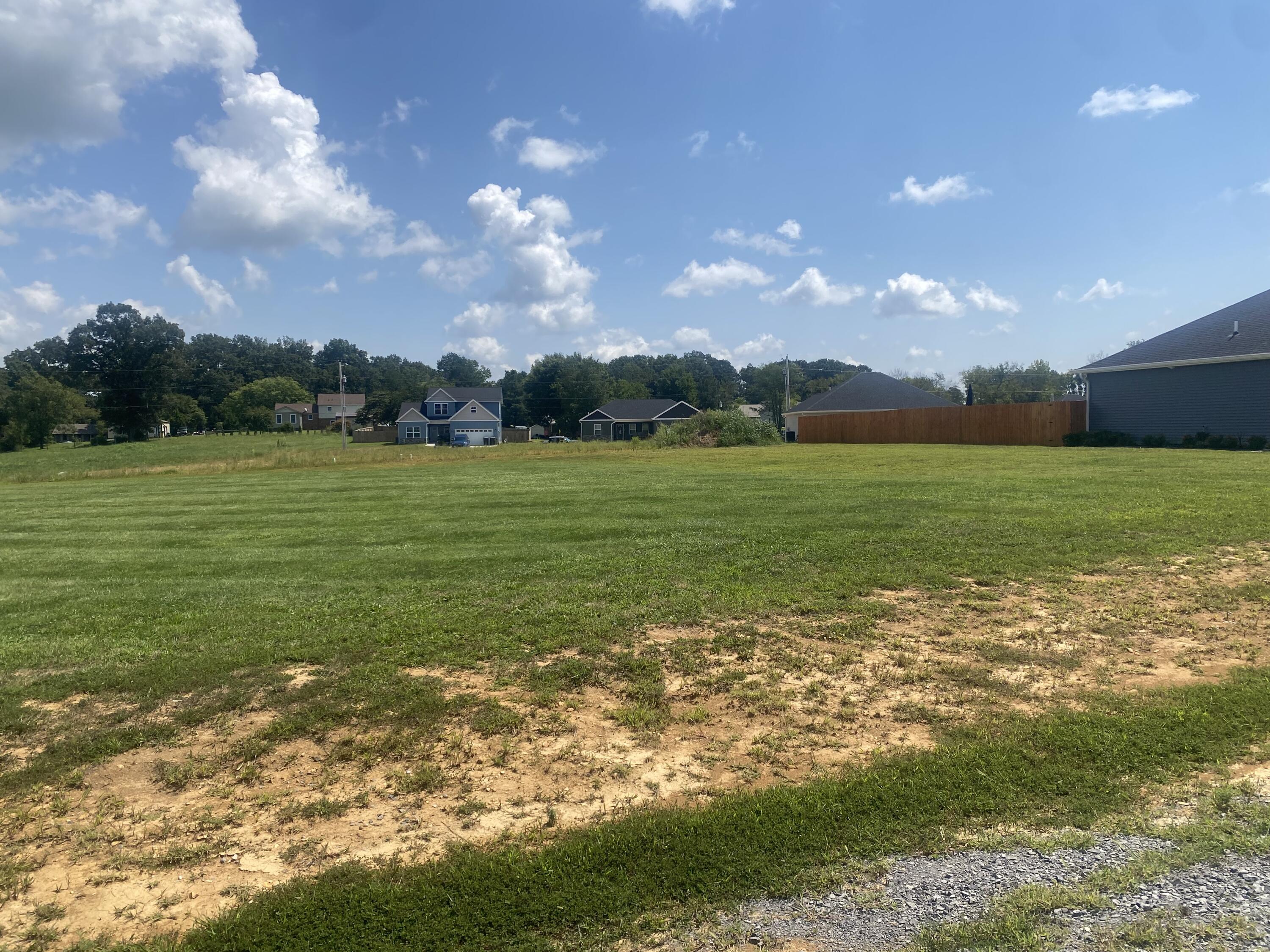 010 Fieldstone Circle Property Photo 1