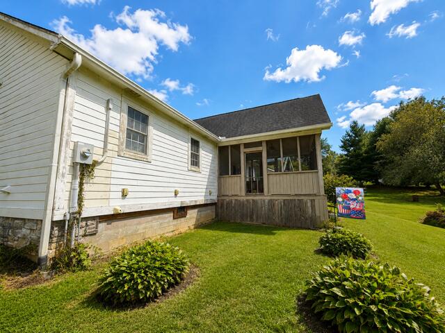 16 Country Hill Property Photo 17