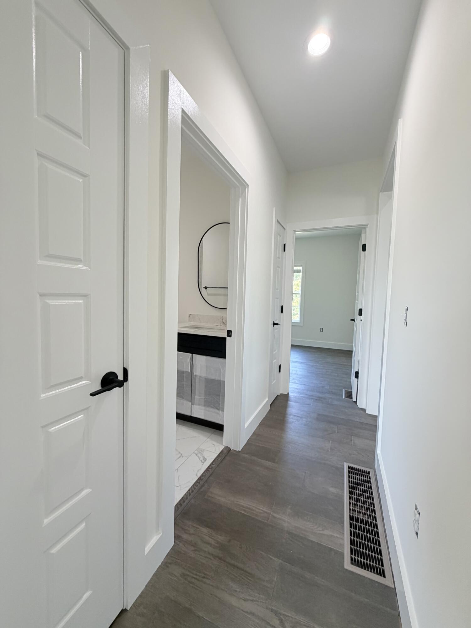 118 Cabela Drive Property Photo 8