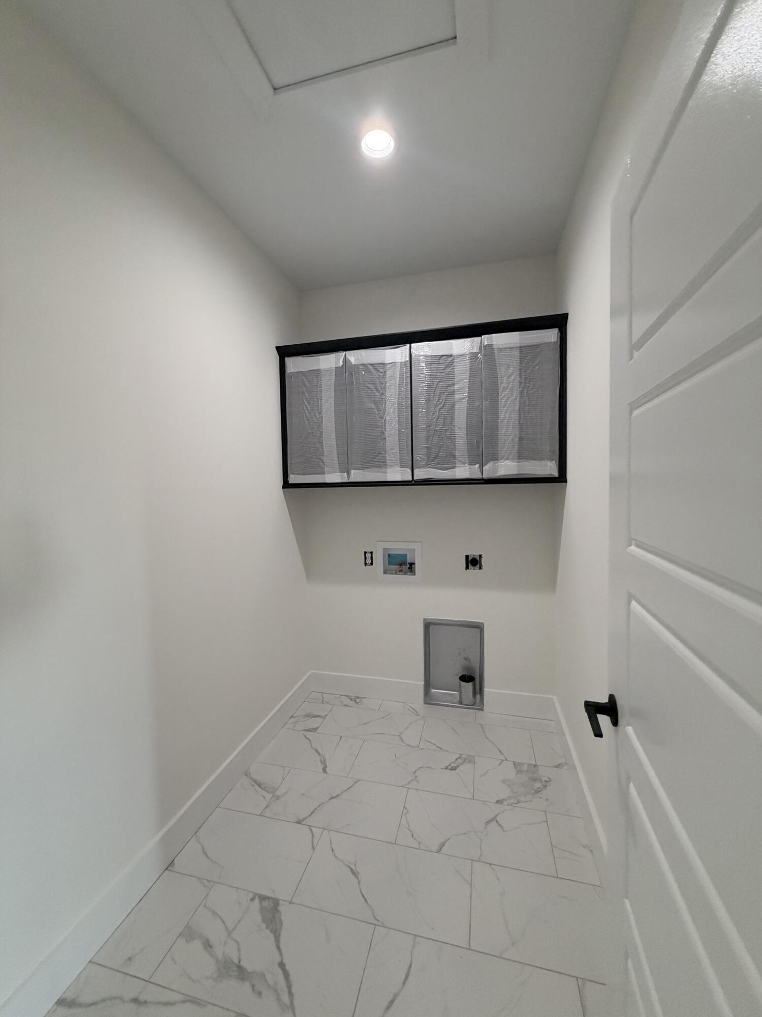 118 Cabela Drive Property Photo 16