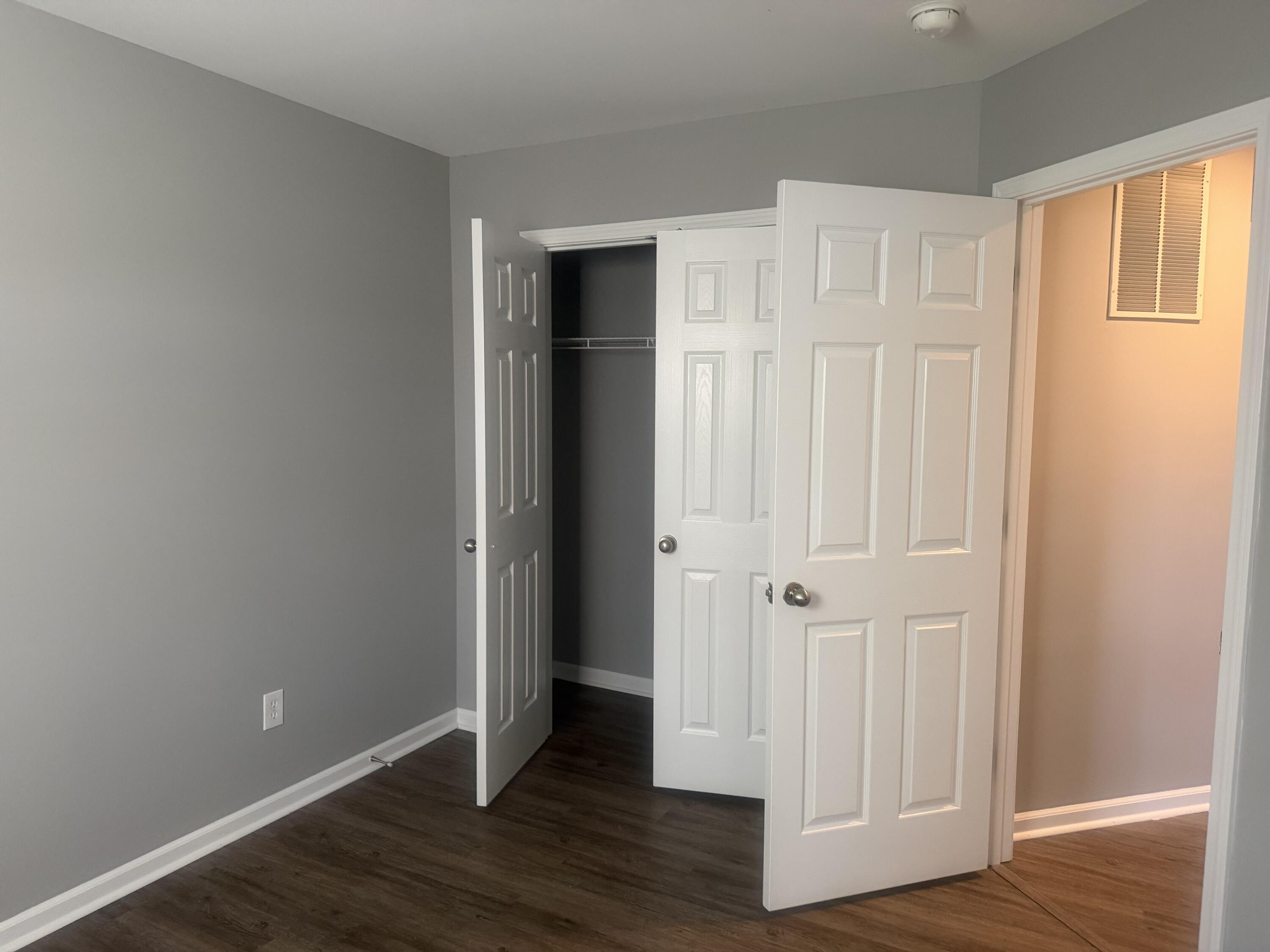 3828 Pinecrest Way Property Photo 15