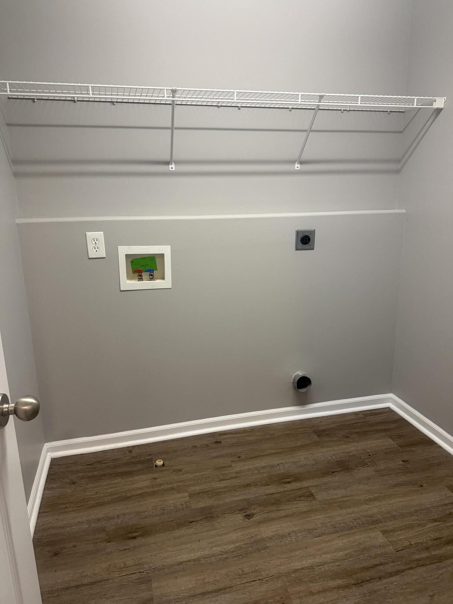 3828 Pinecrest Way Property Photo 17