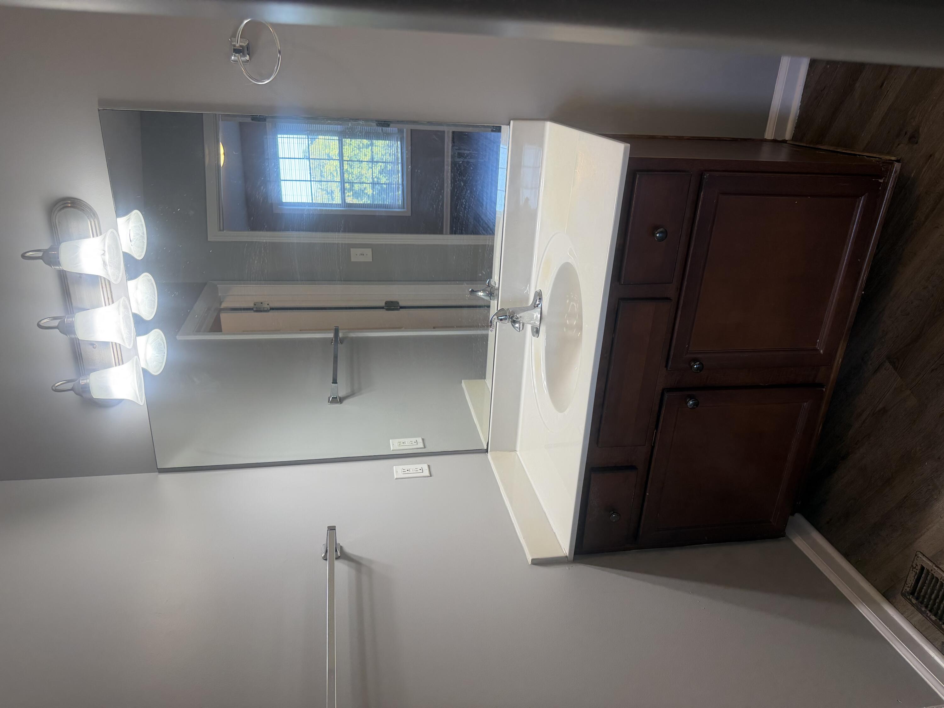 3828 Pinecrest Way Property Photo 19