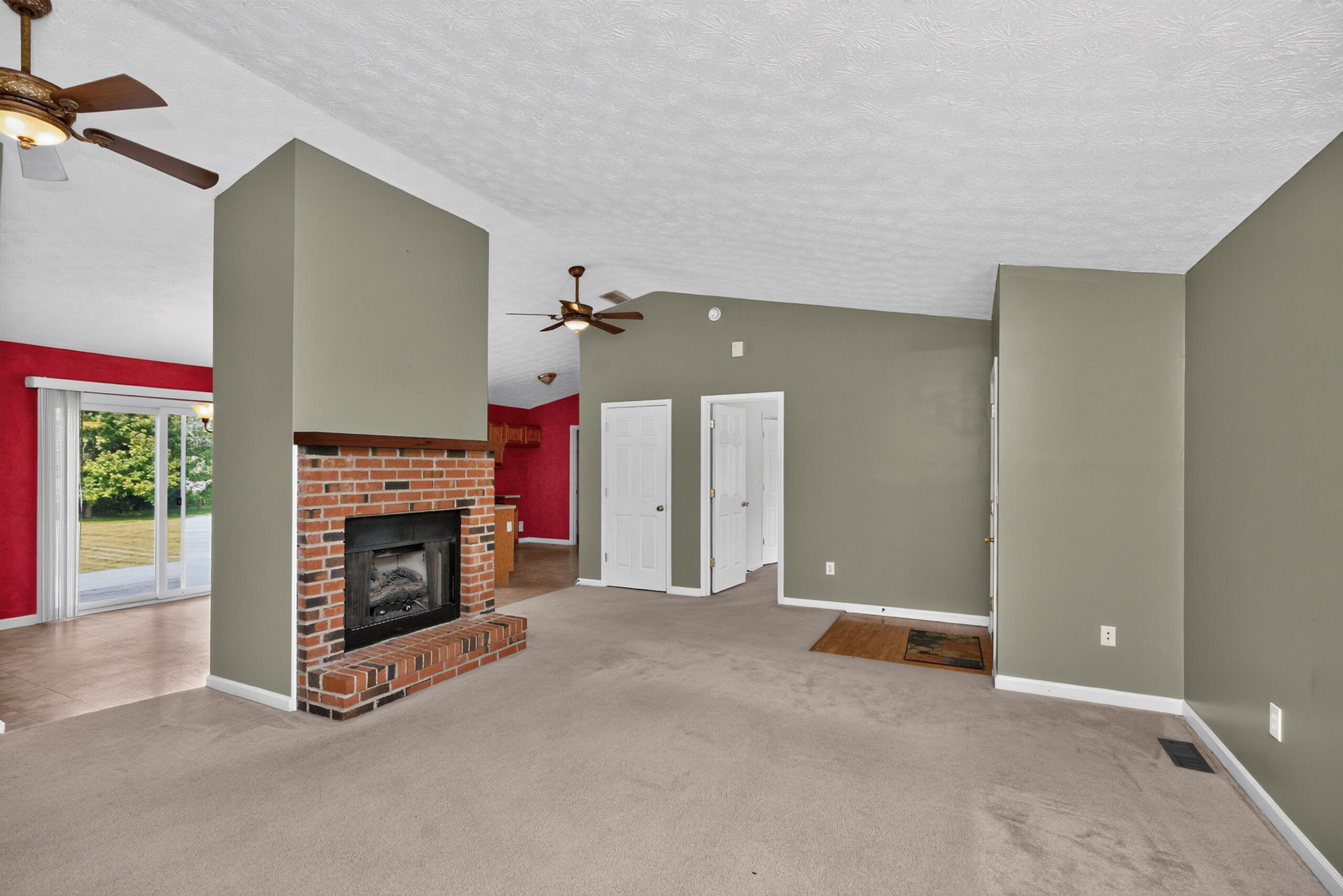 1008 Port Collins Road Property Photo 6