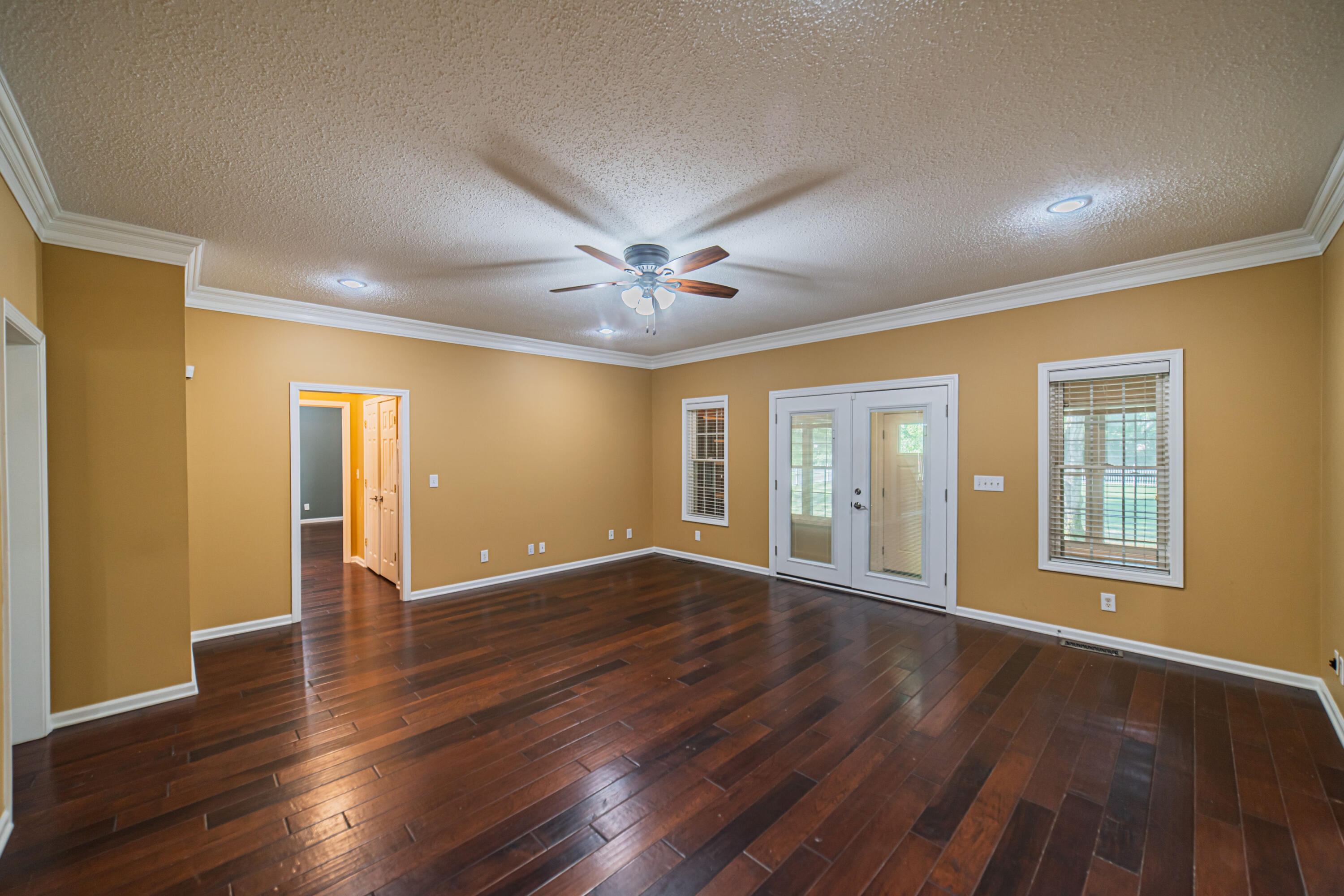 100 Fair Chase Drive Property Photo 16