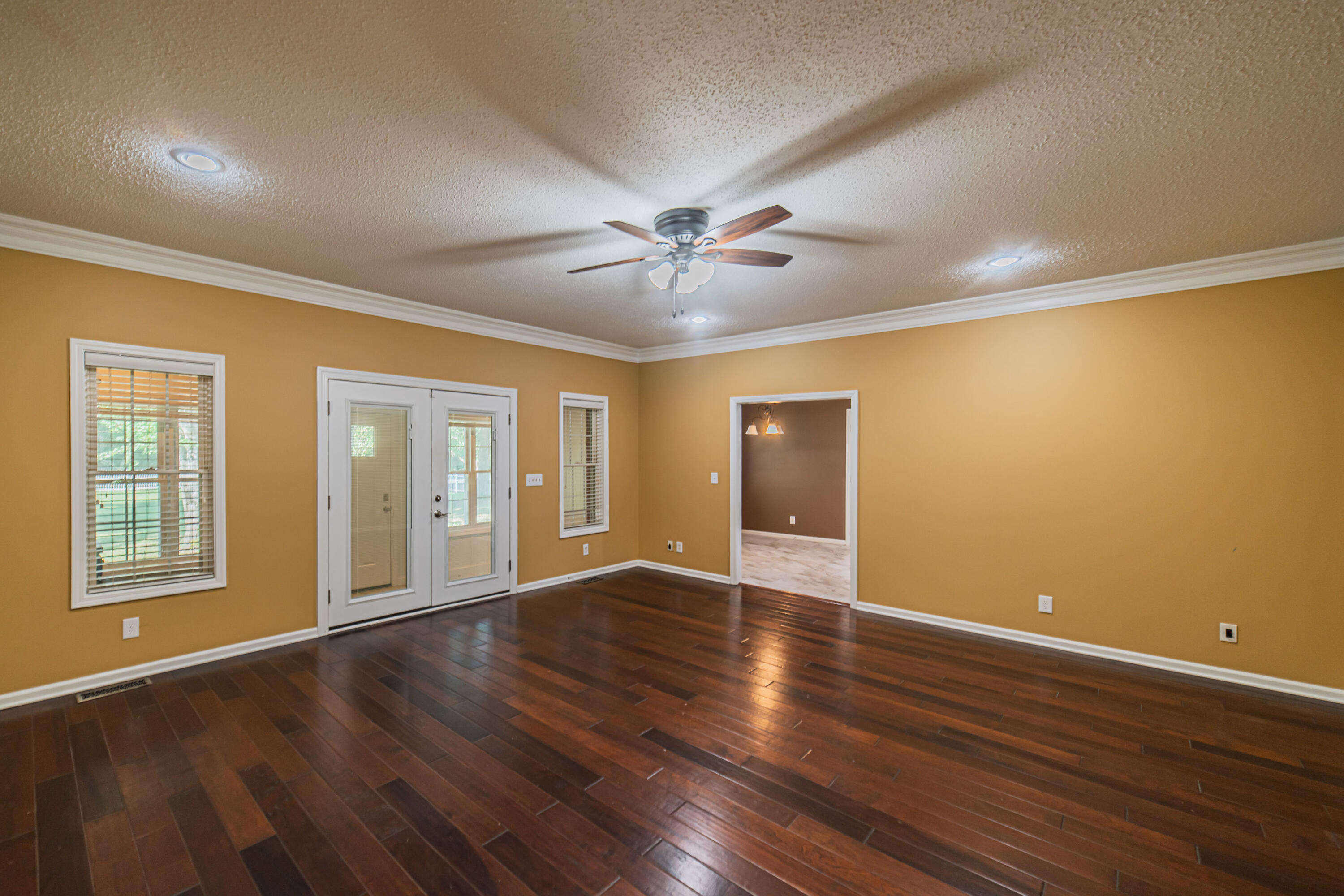 100 Fair Chase Drive Property Photo 17