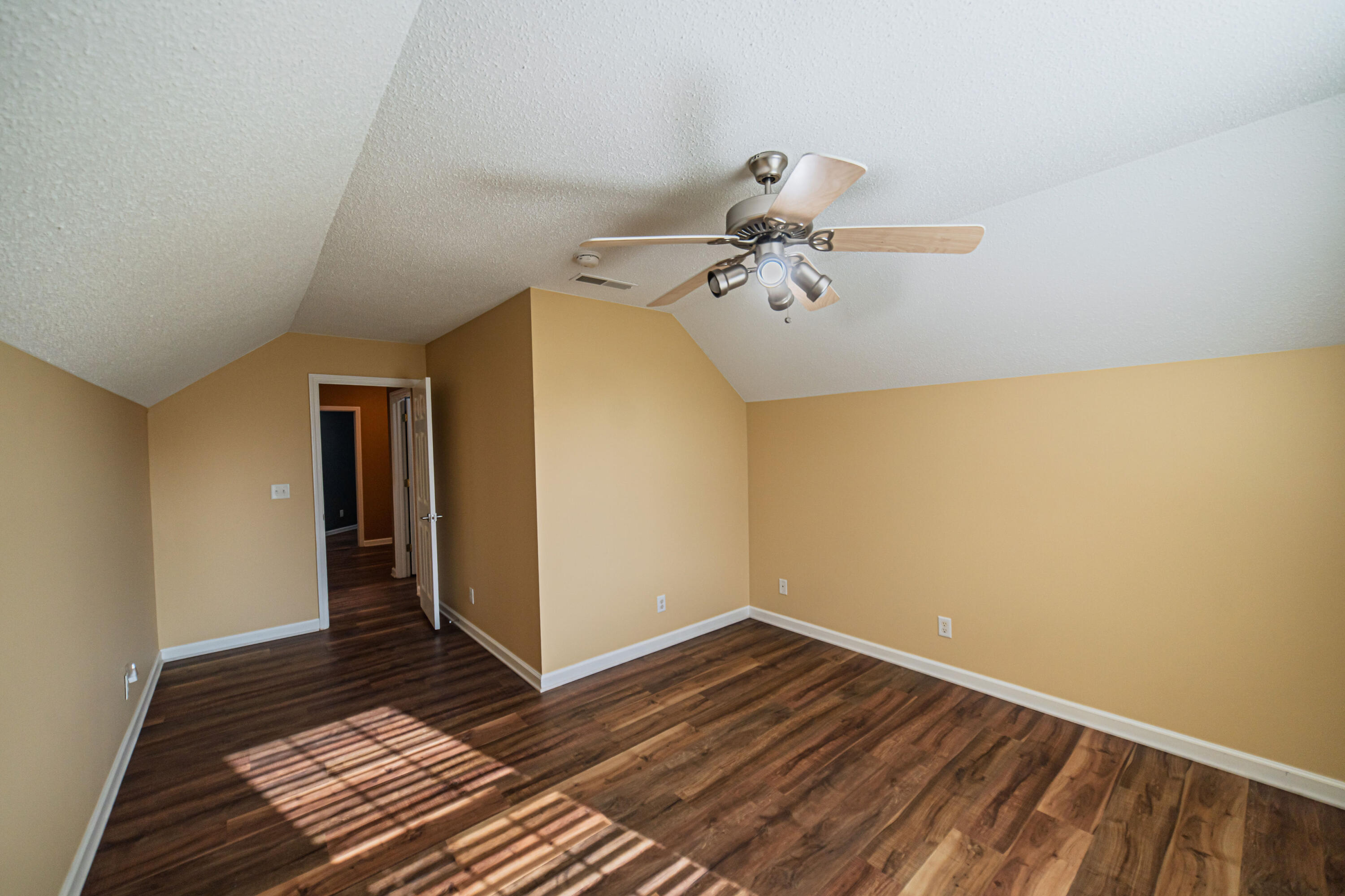 100 Fair Chase Drive Property Photo 33