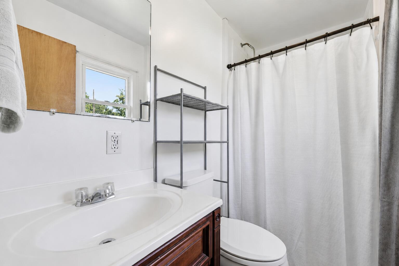 92 Hick Road Property Photo 15