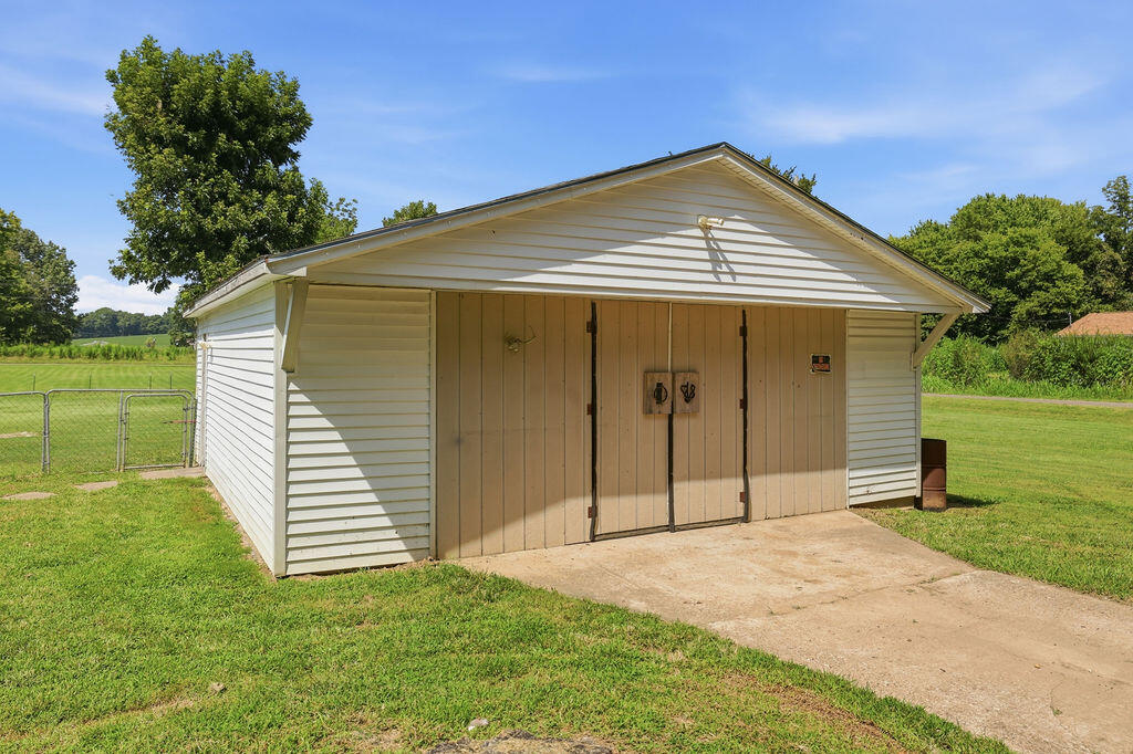92 Hick Road Property Photo 21