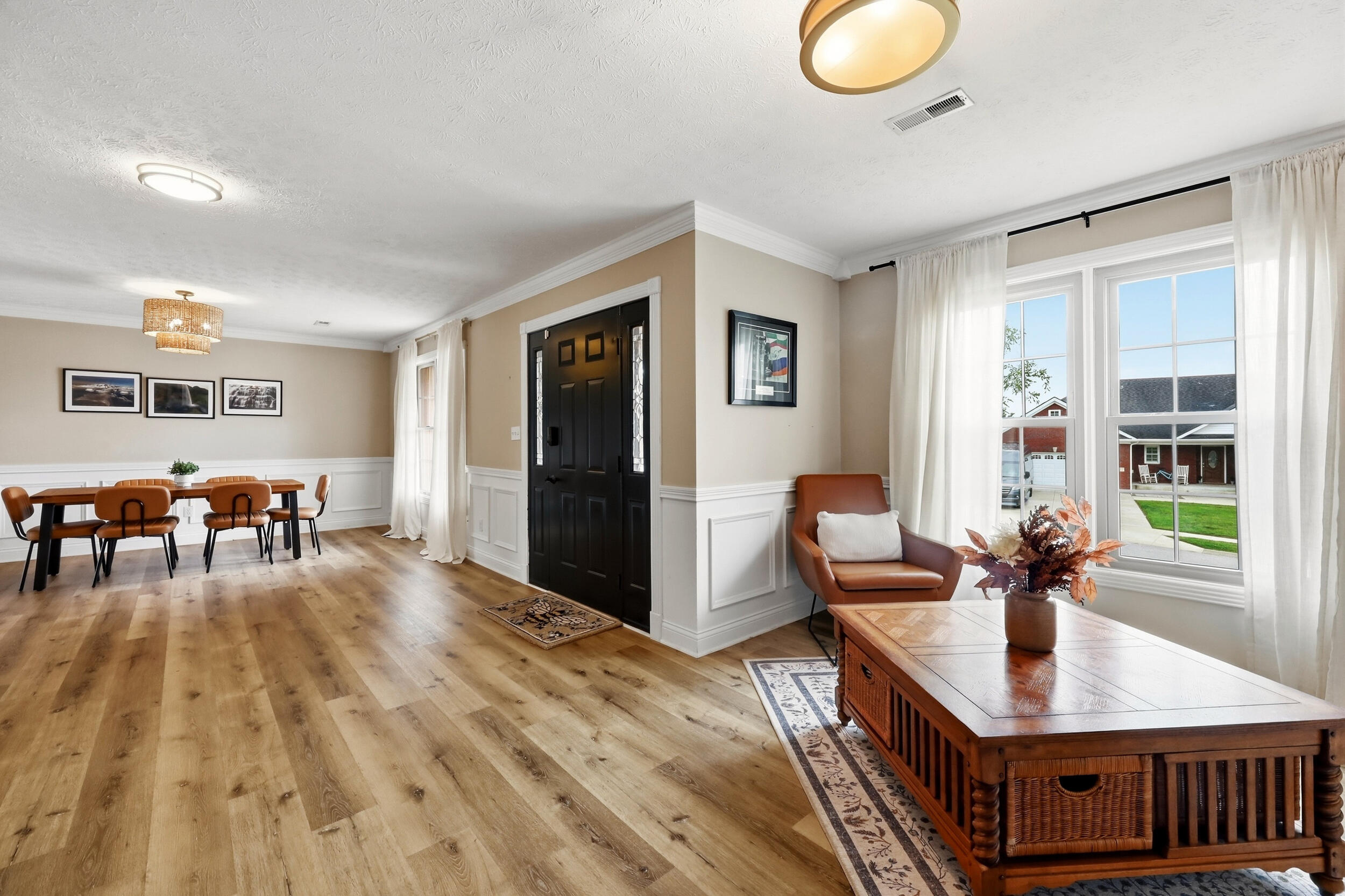 716 Hackney Court Property Photo 8