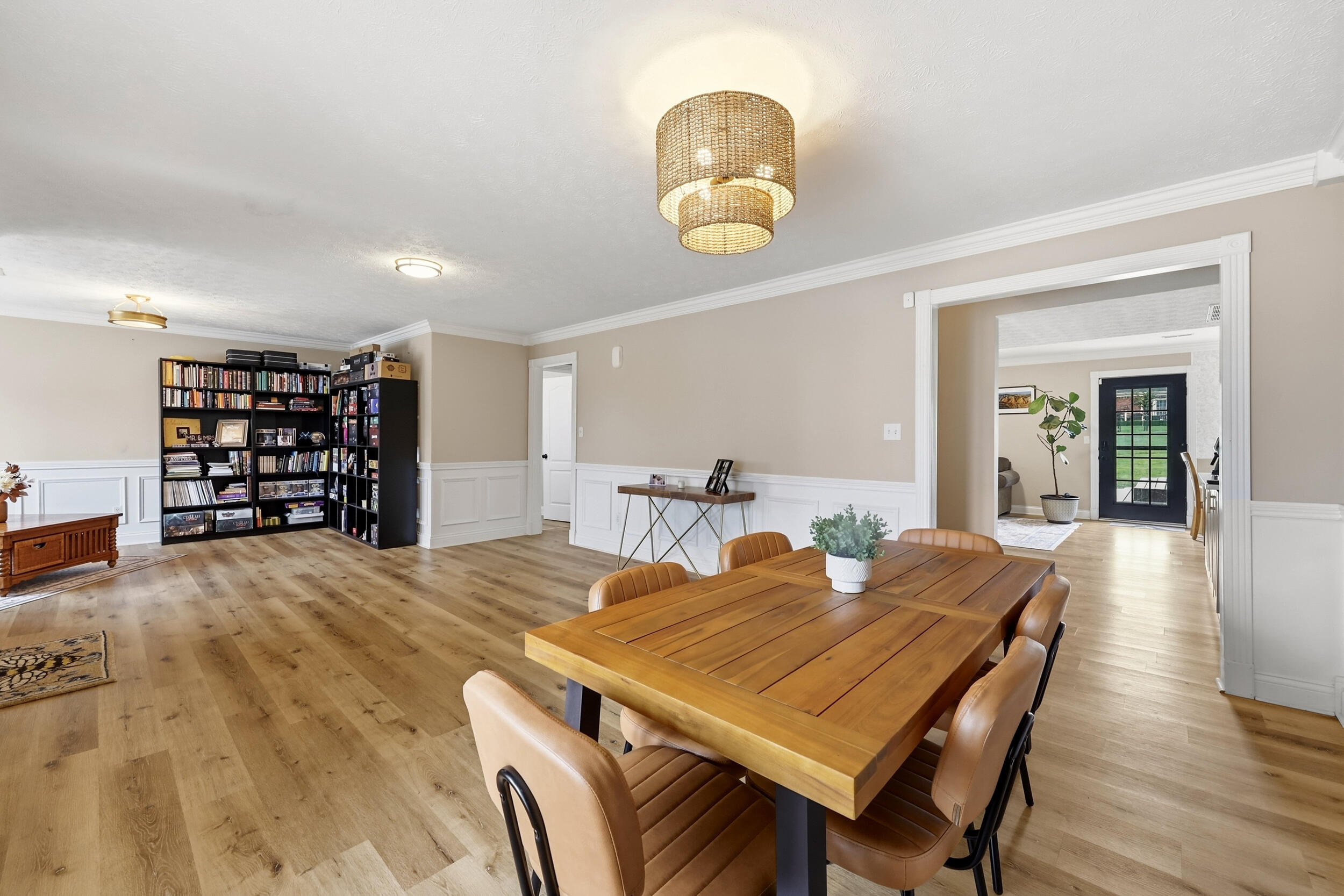 716 Hackney Court Property Photo 11
