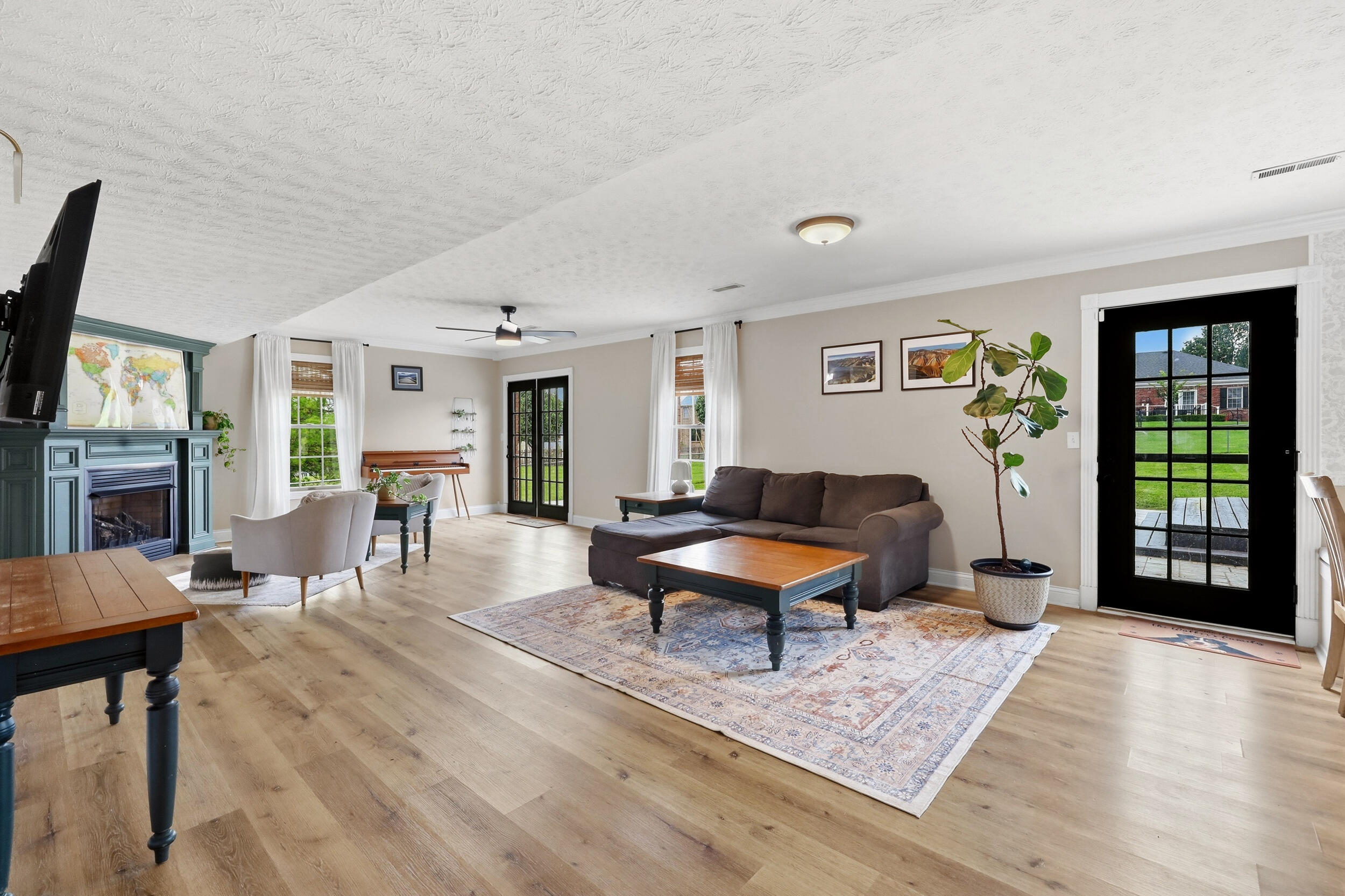 716 Hackney Court Property Photo 13