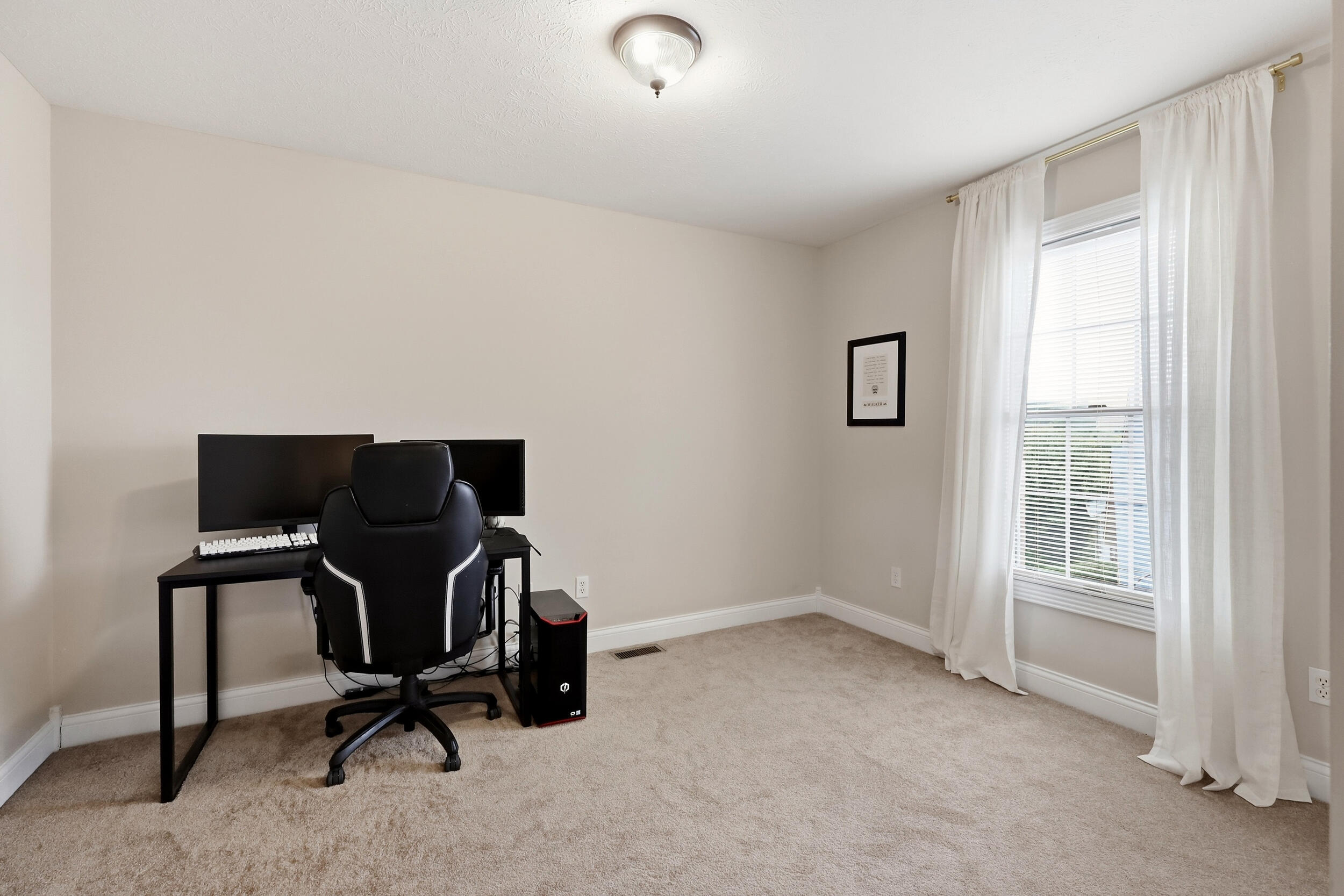 716 Hackney Court Property Photo 26